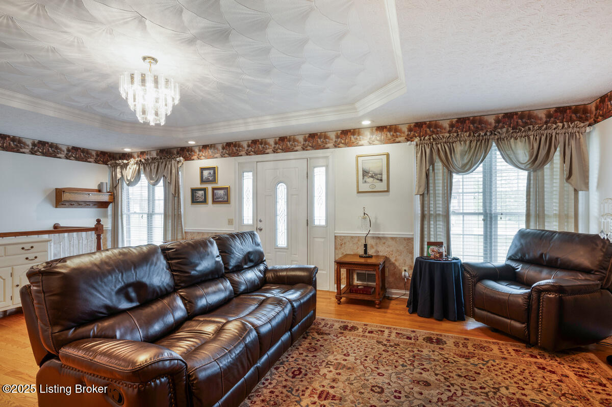 1001 Riverbrooke Dr