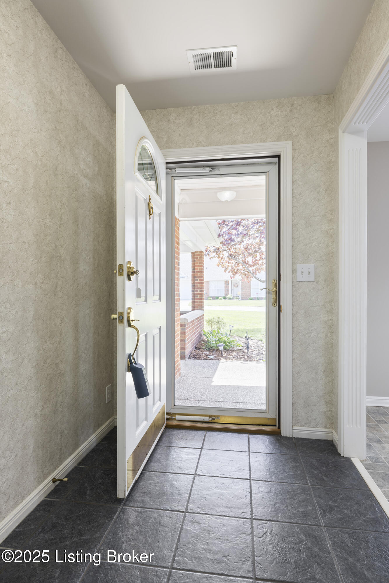 10424 Monticello Forest Cir