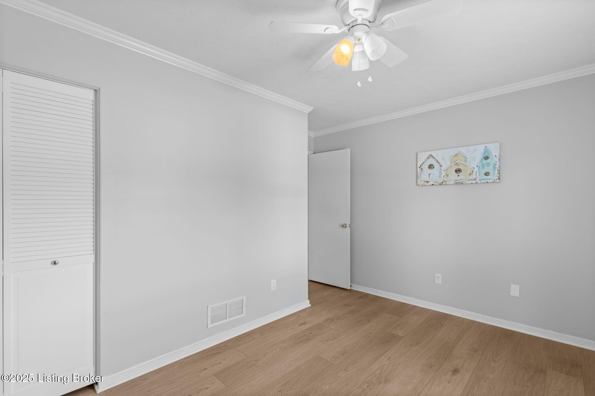 7411 Colt Dr