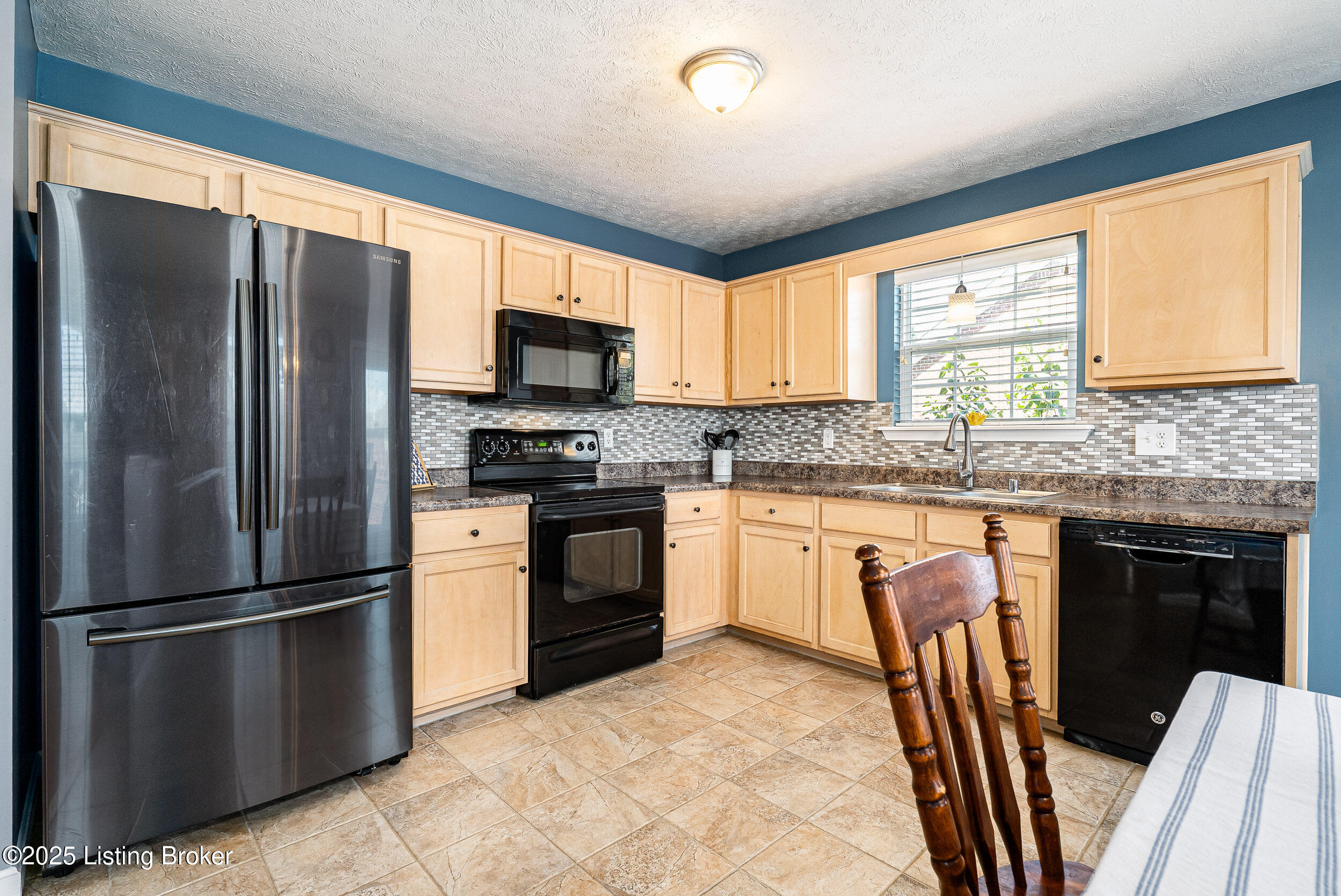 740 Justin Trail