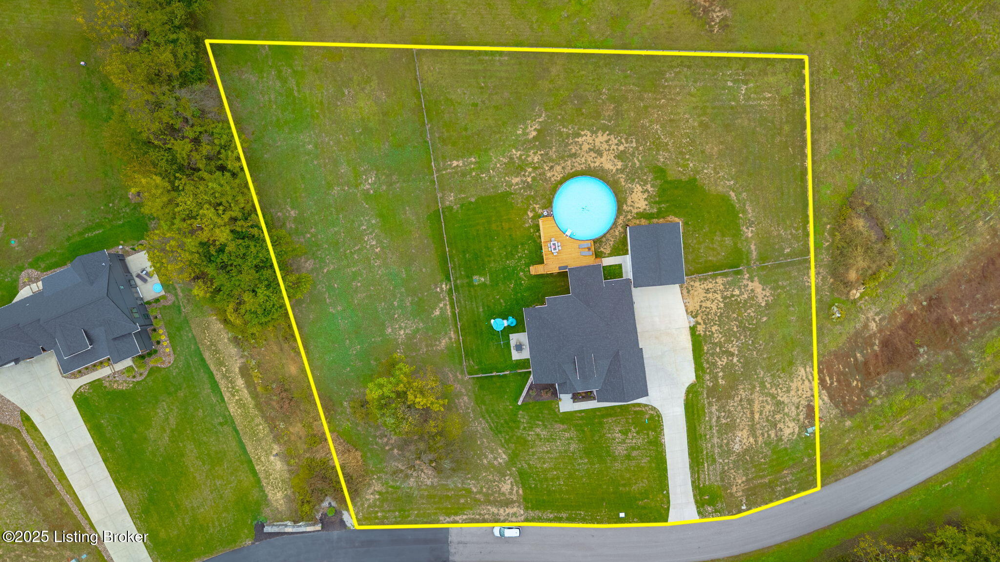 552 Crafton Dr