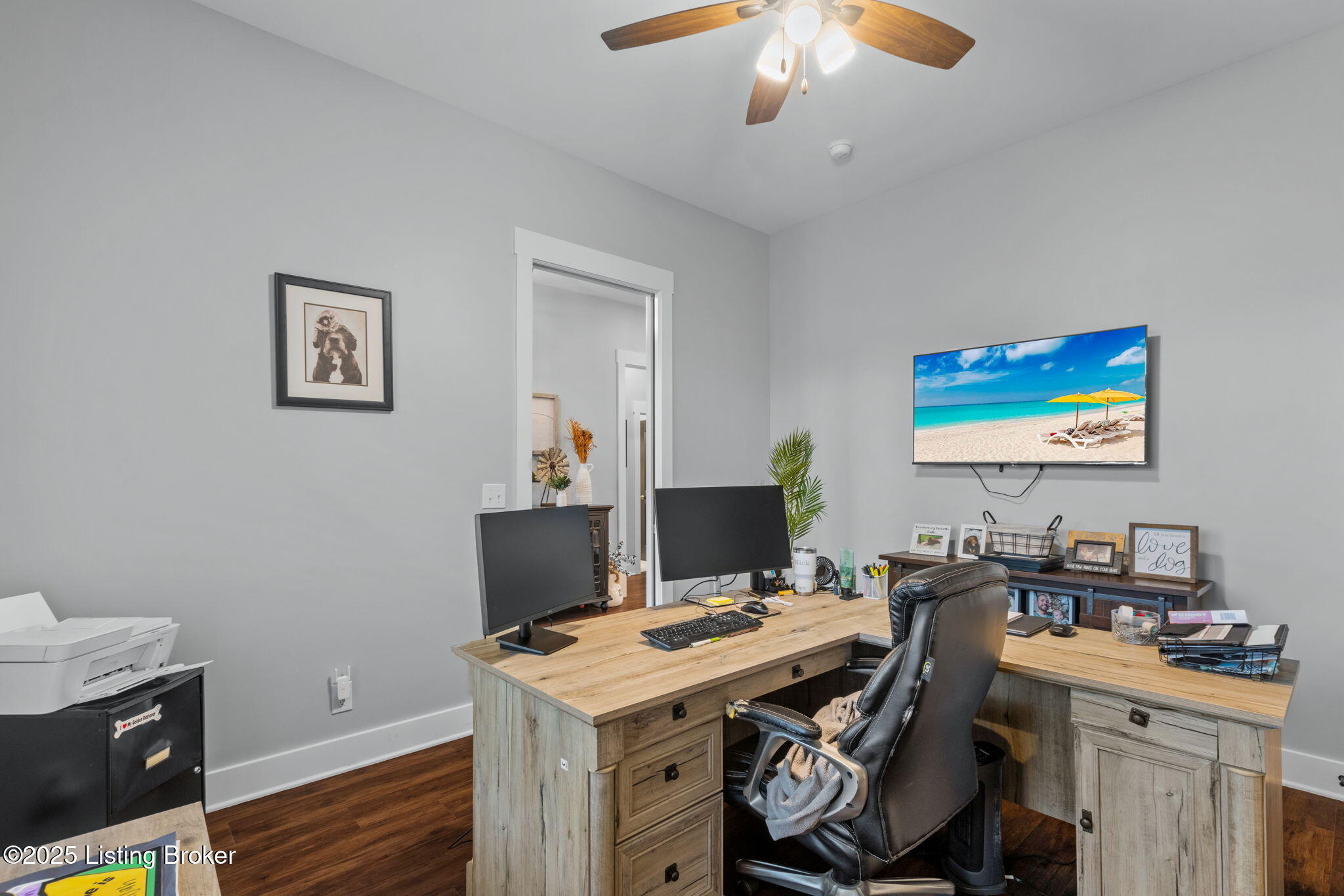 552 Crafton Dr