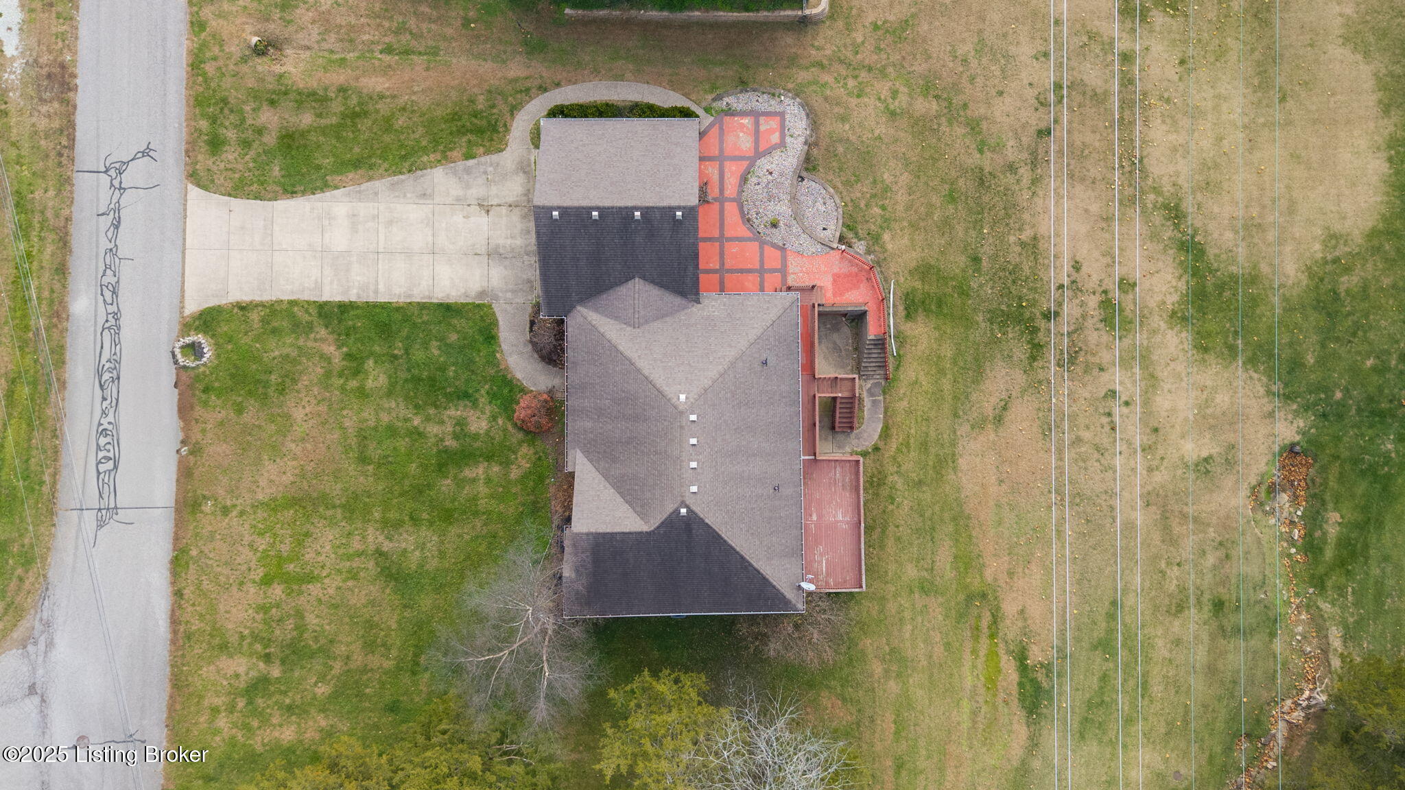 239 Village Circle Dr