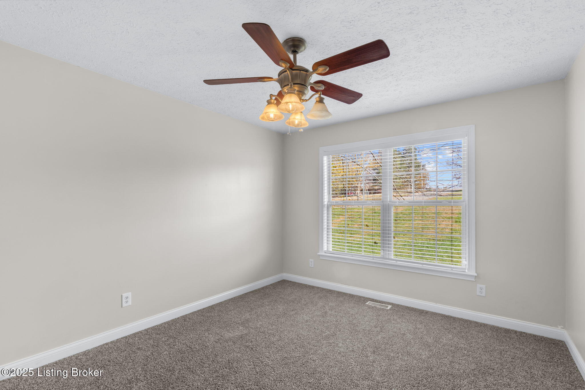 239 Village Circle Dr
