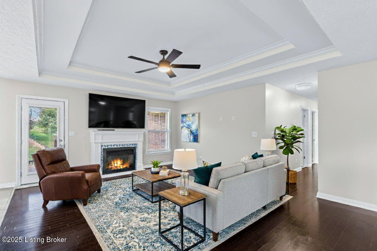 239 Village Circle Dr