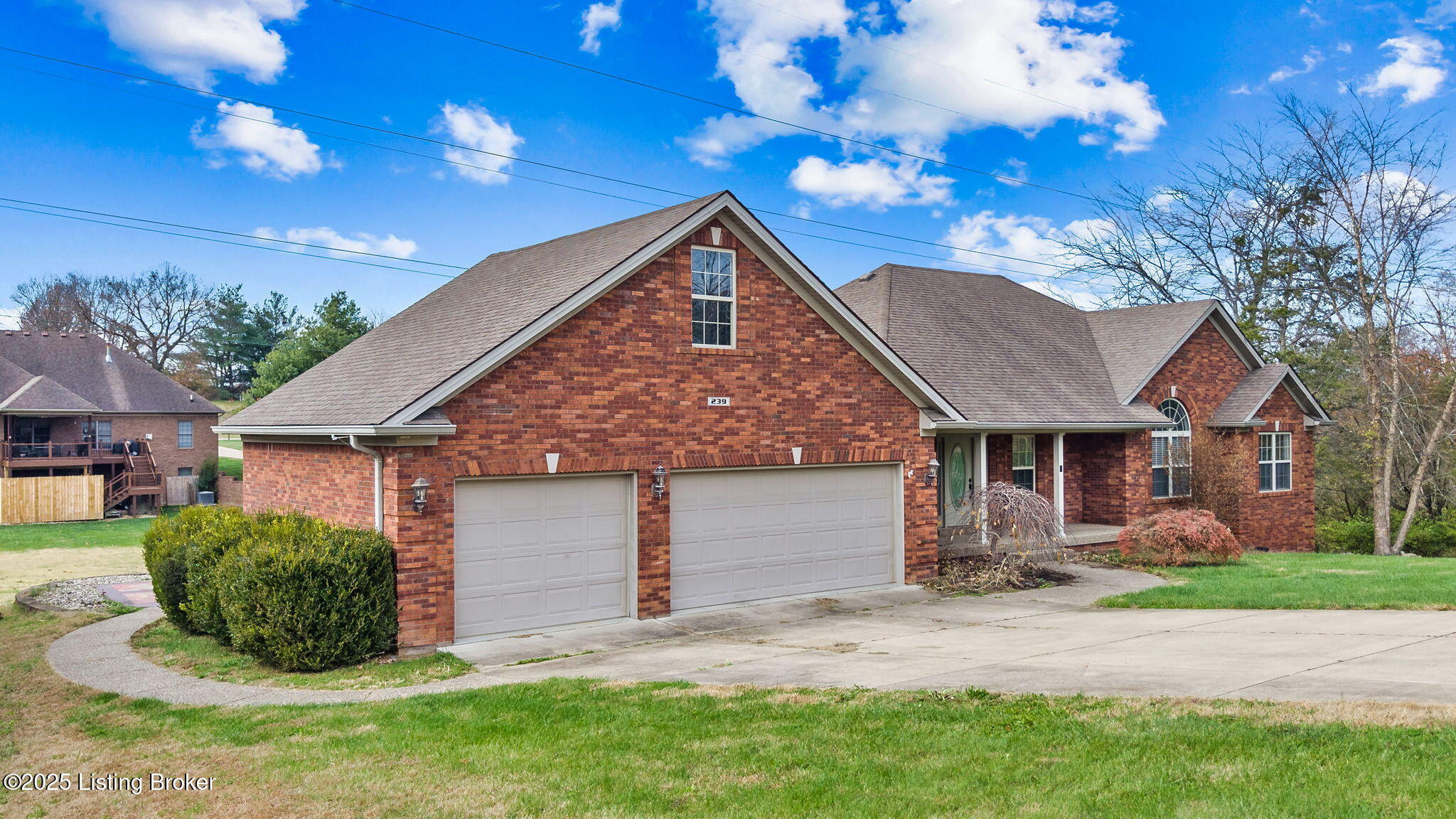 239 Village Circle Dr