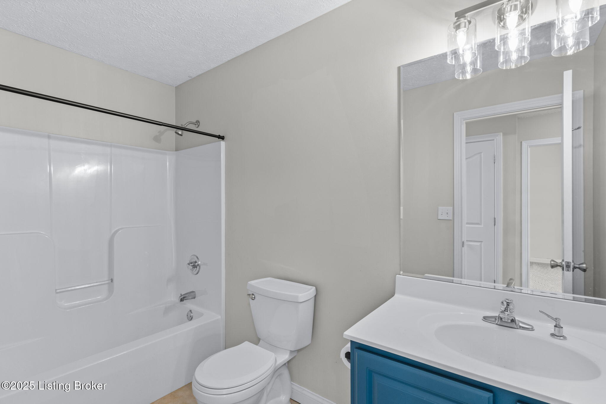 239 Village Circle Dr
