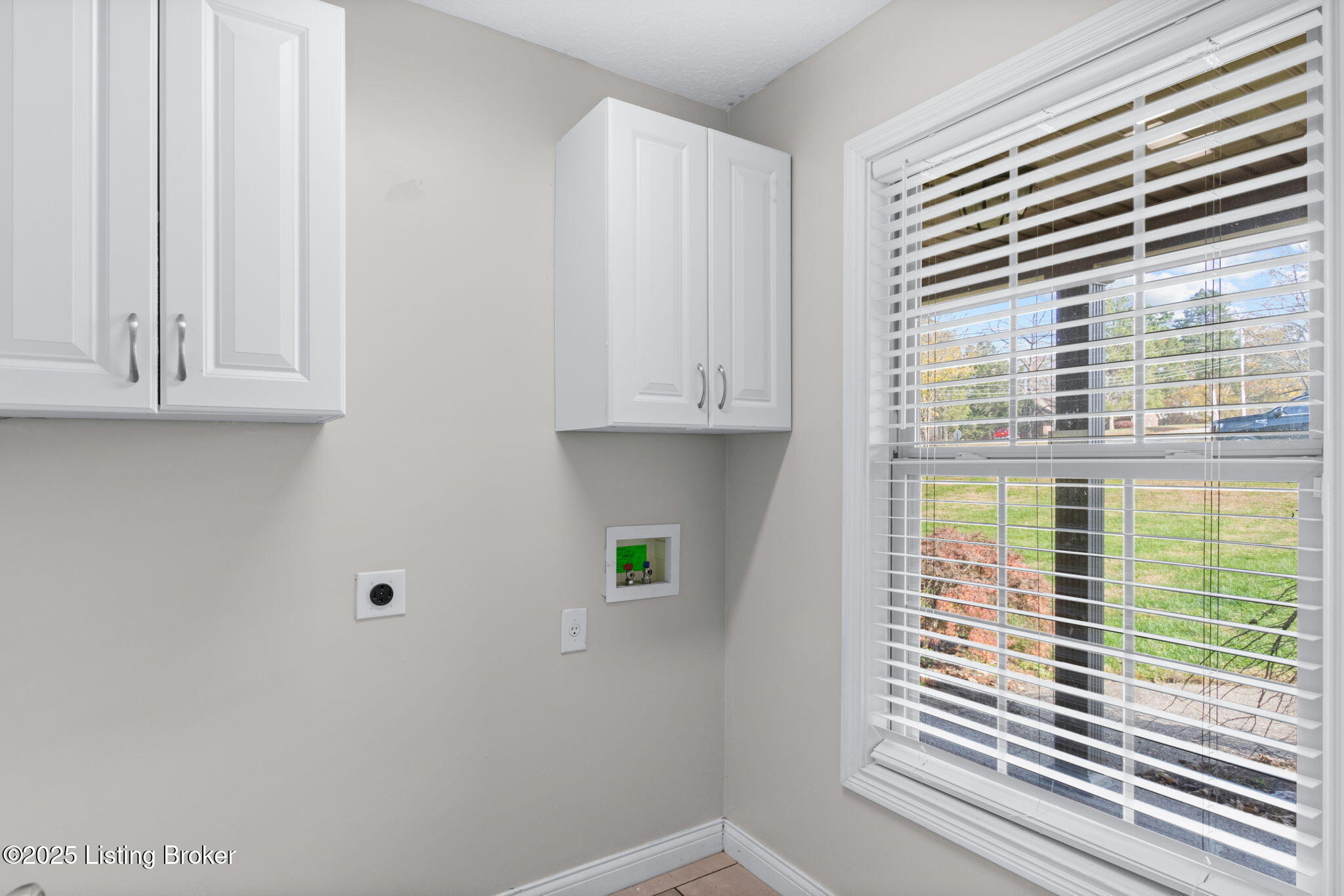 239 Village Circle Dr