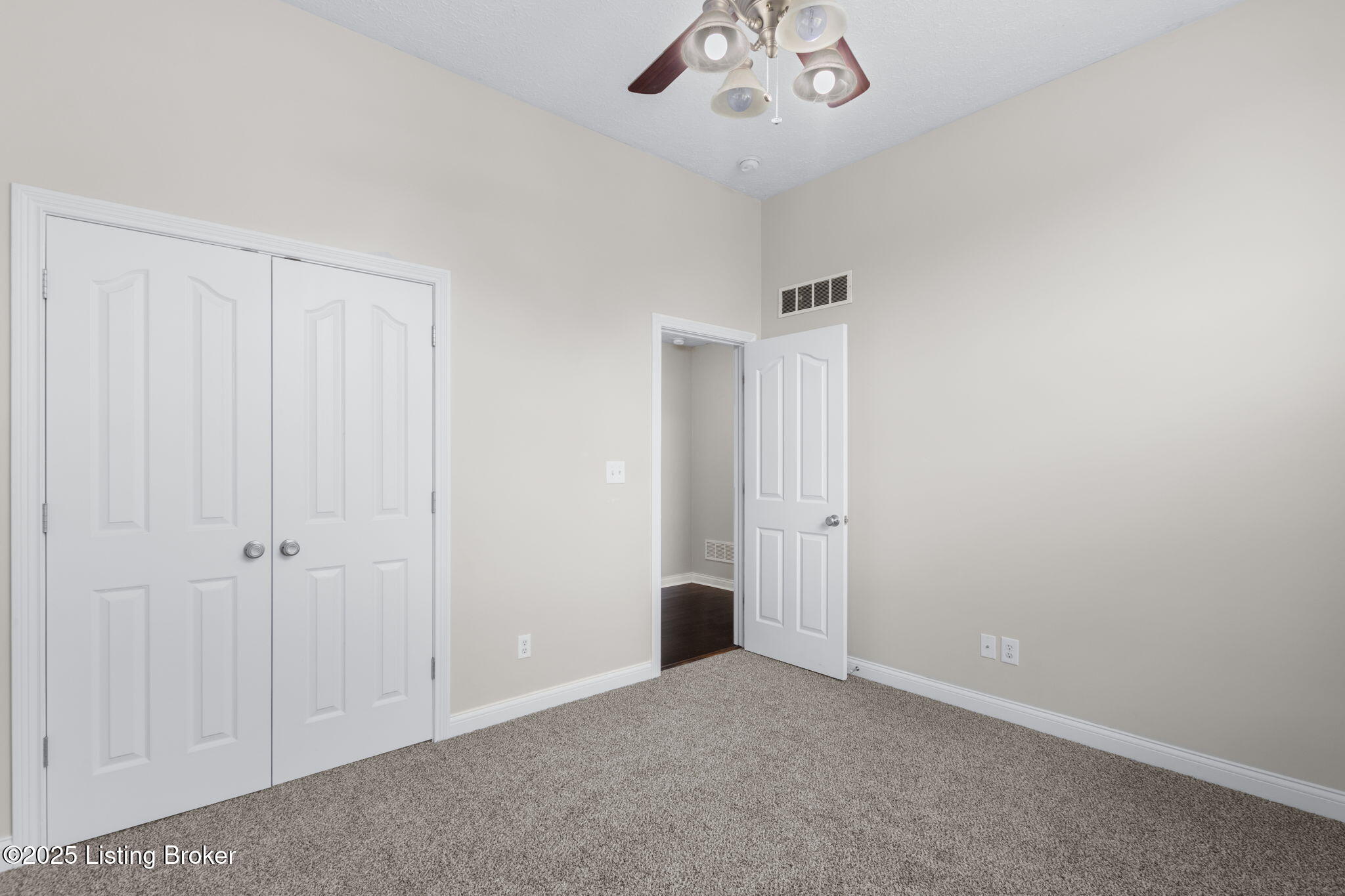 239 Village Circle Dr