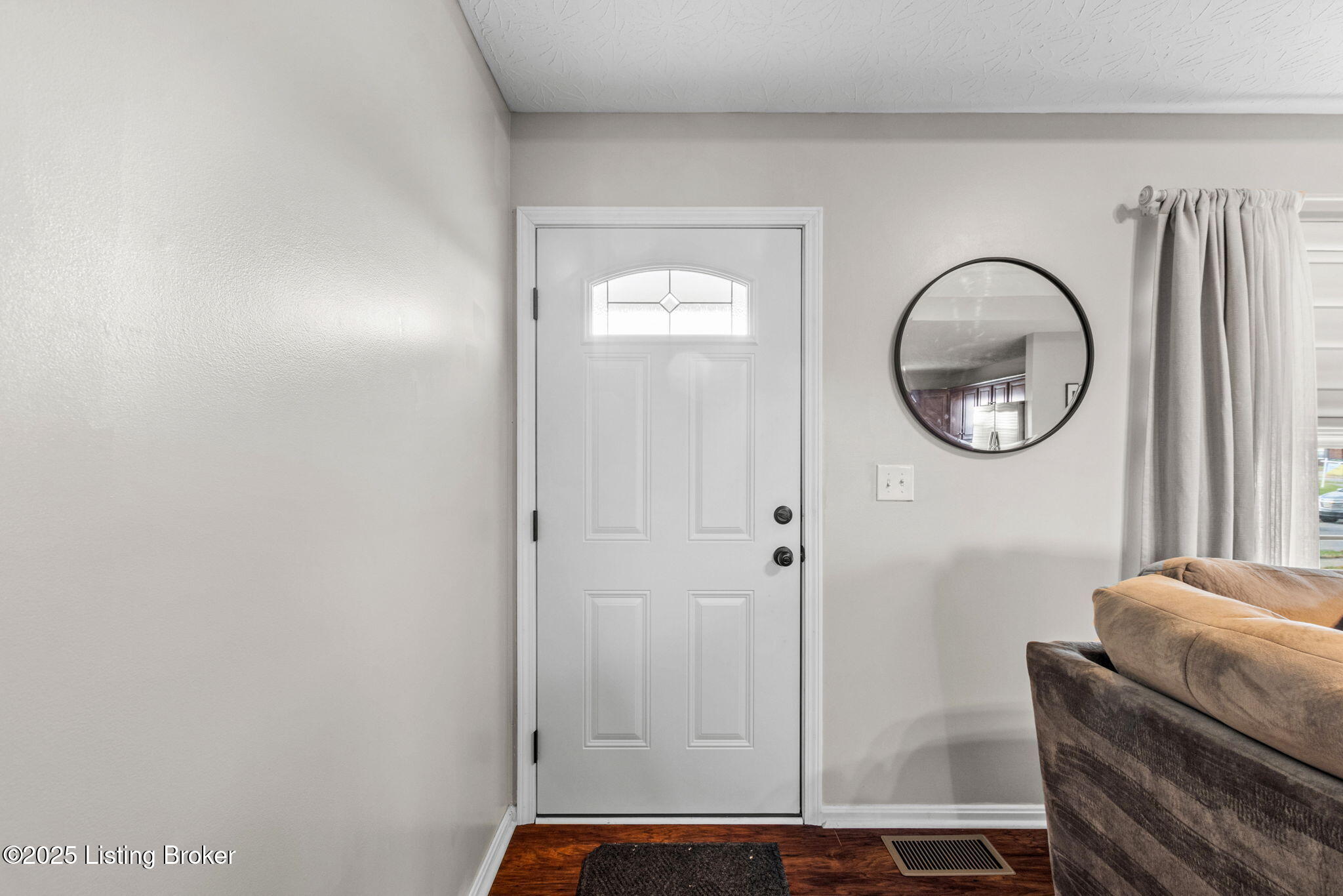 708 Tecumseh Dr