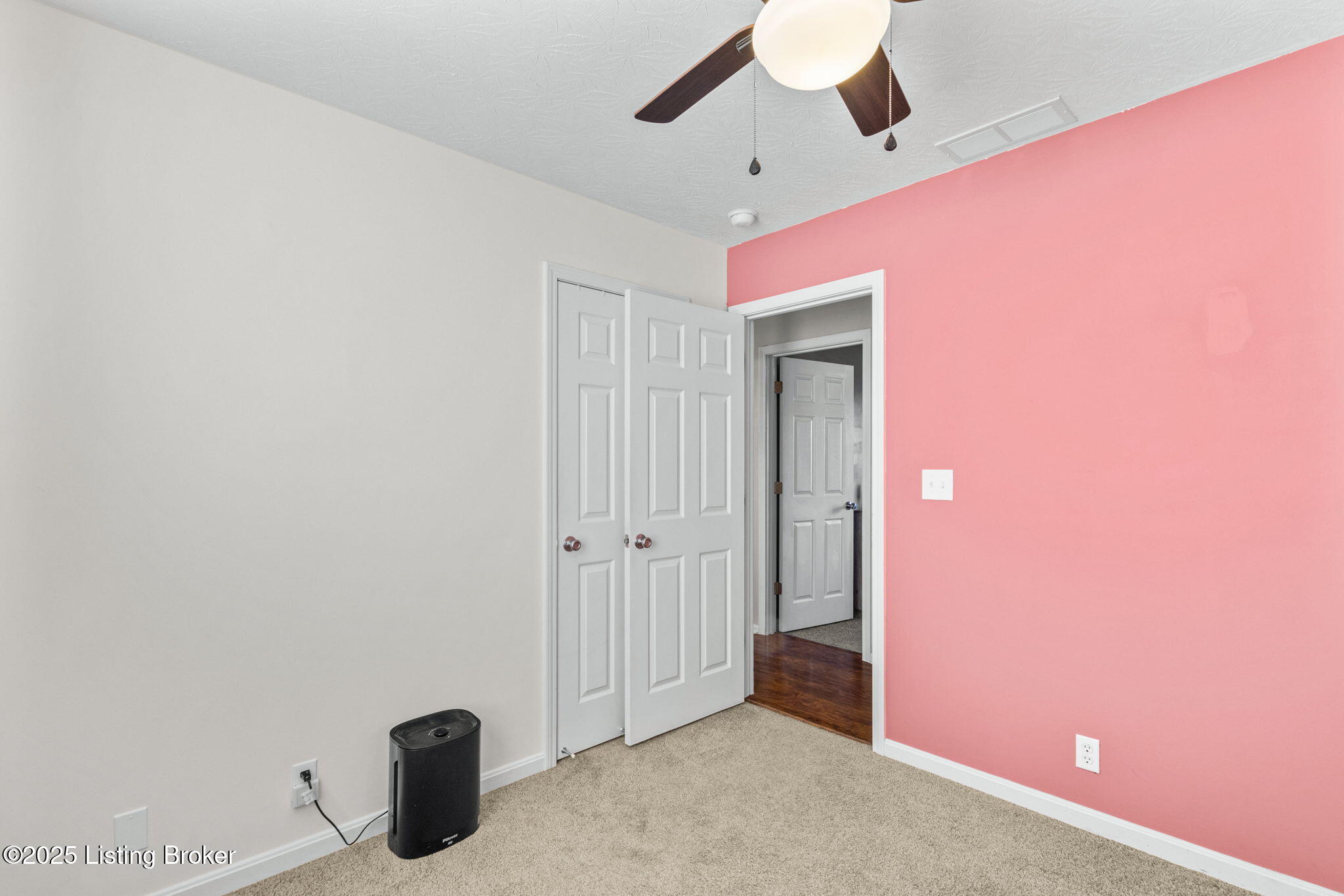 708 Tecumseh Dr