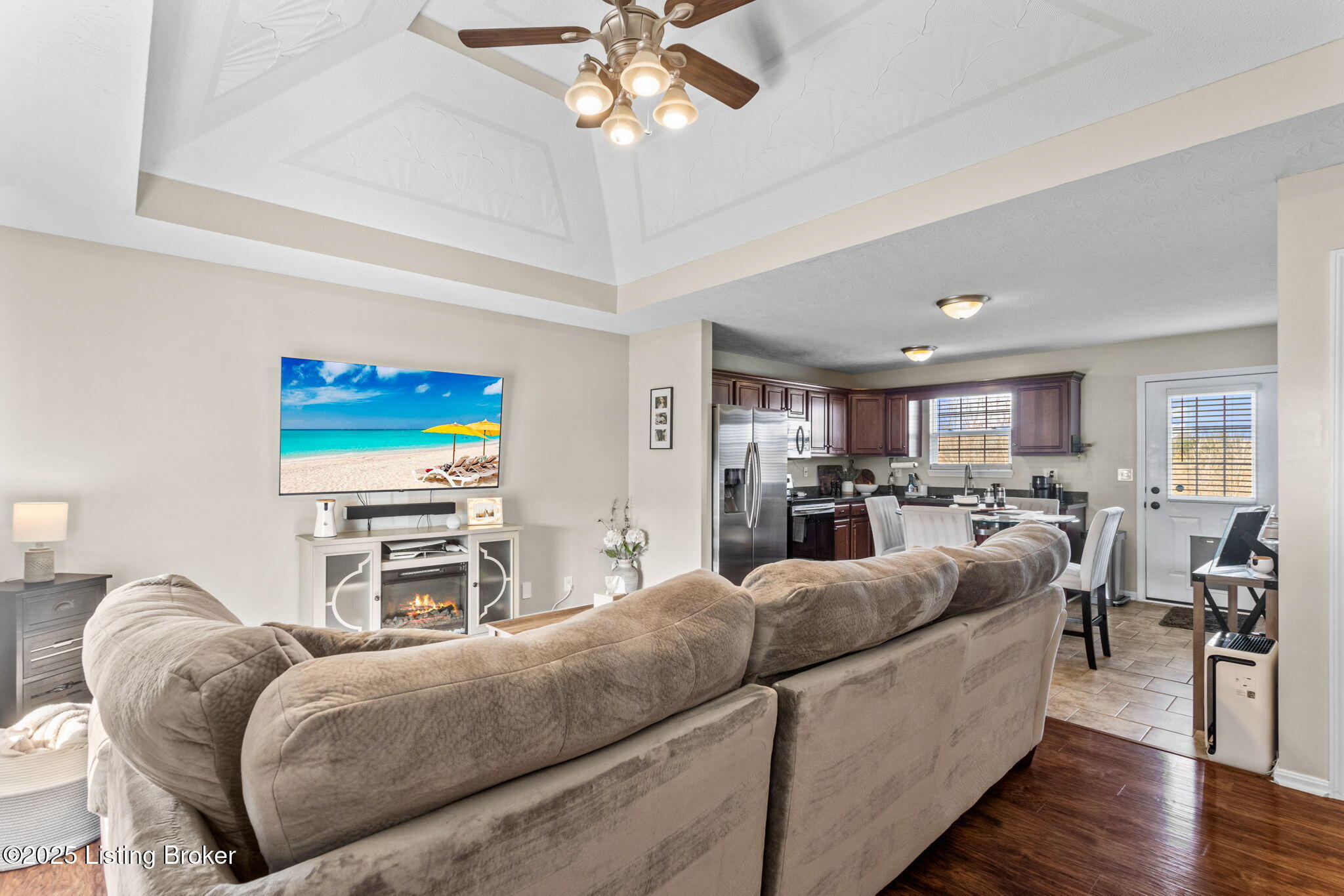 708 Tecumseh Dr