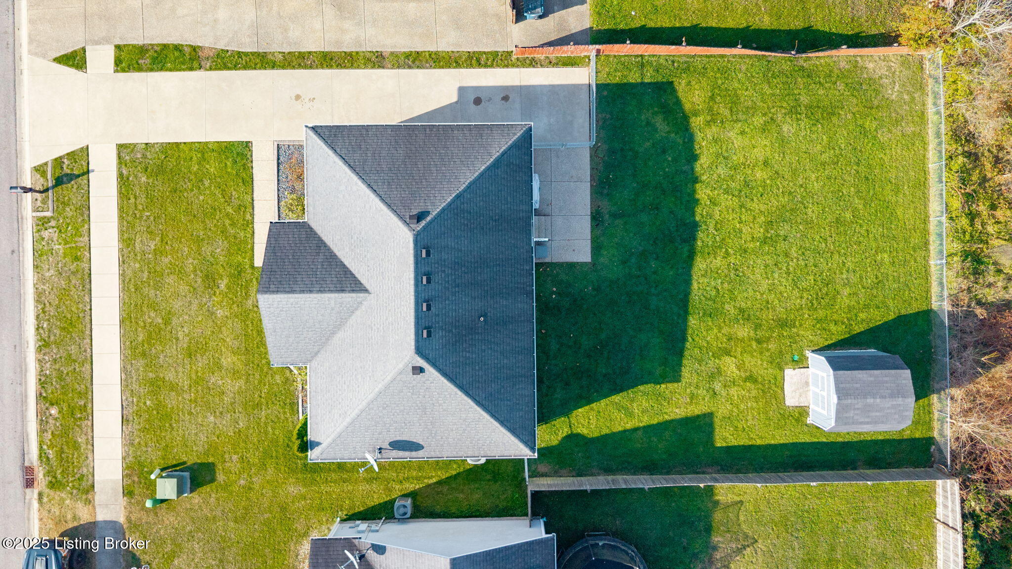 708 Tecumseh Dr