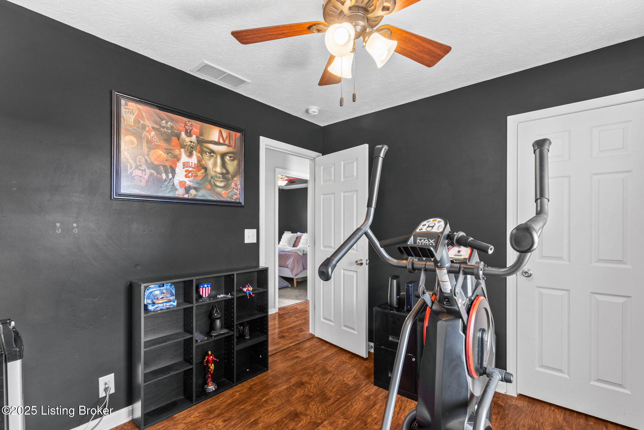 708 Tecumseh Dr