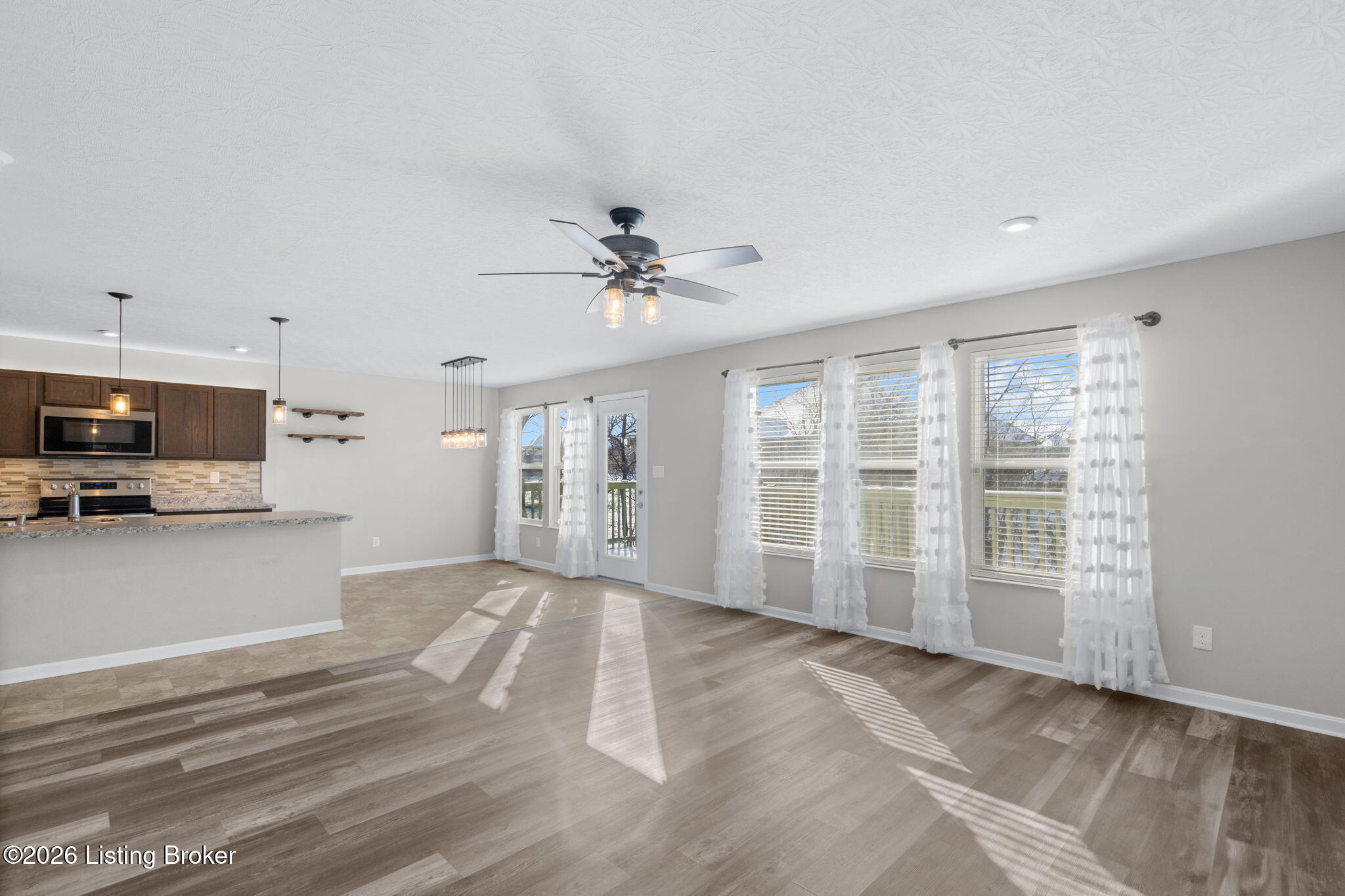 214 Garnette Ct