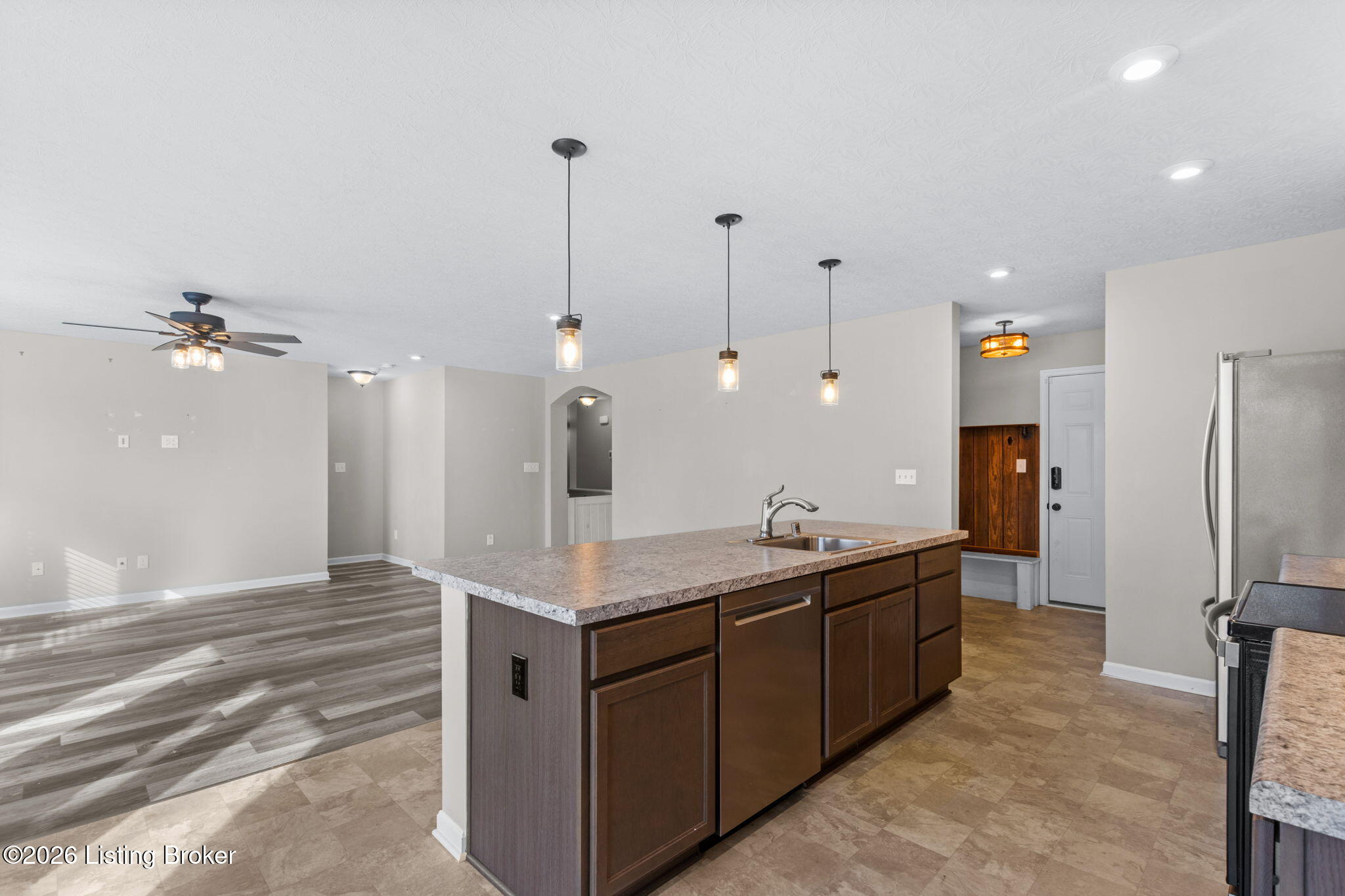214 Garnette Ct