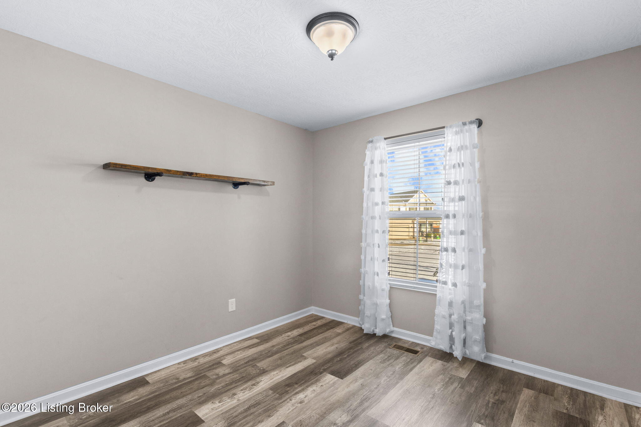 214 Garnette Ct