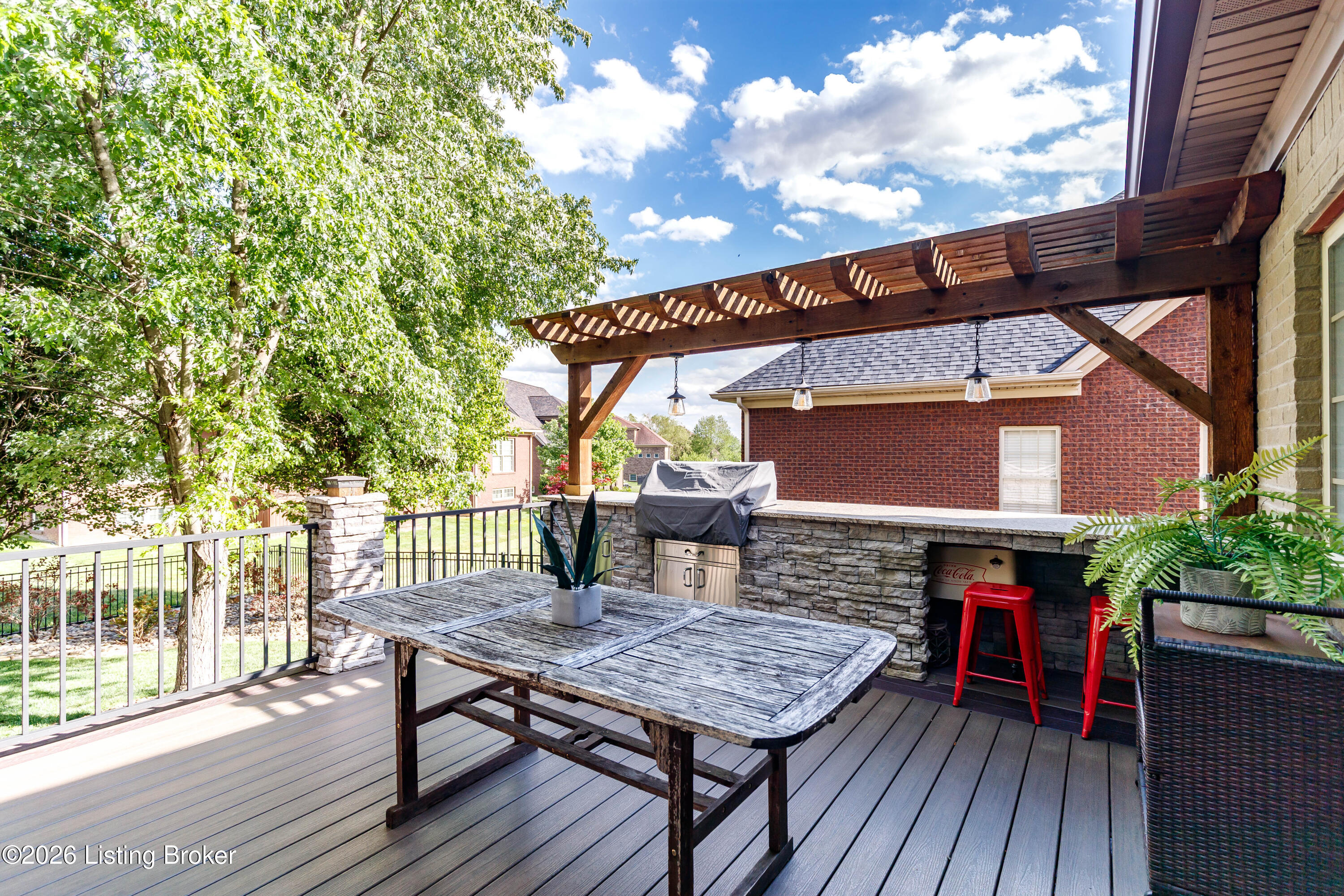 11117 Little Spring Blvd