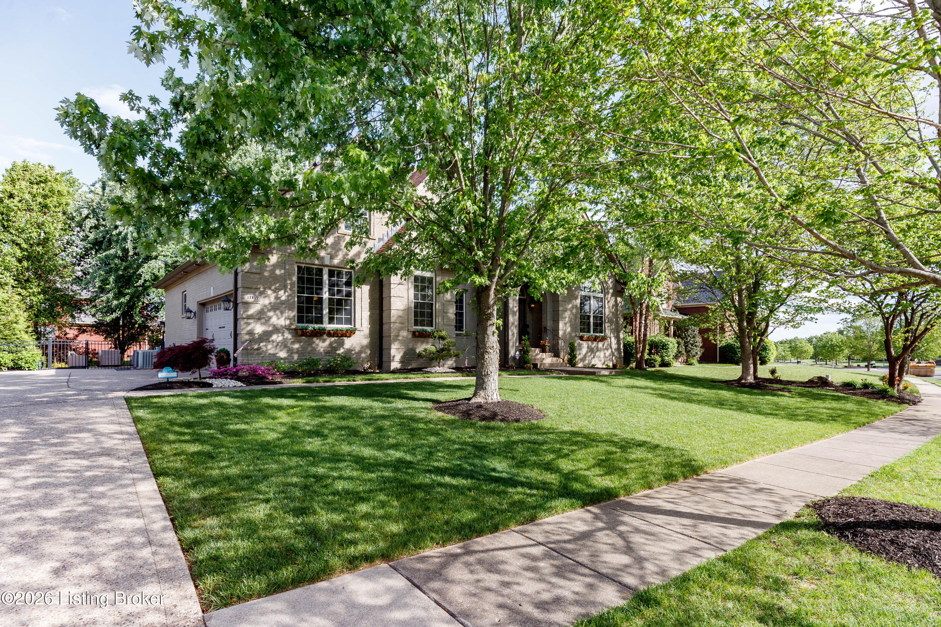 11117 Little Spring Blvd