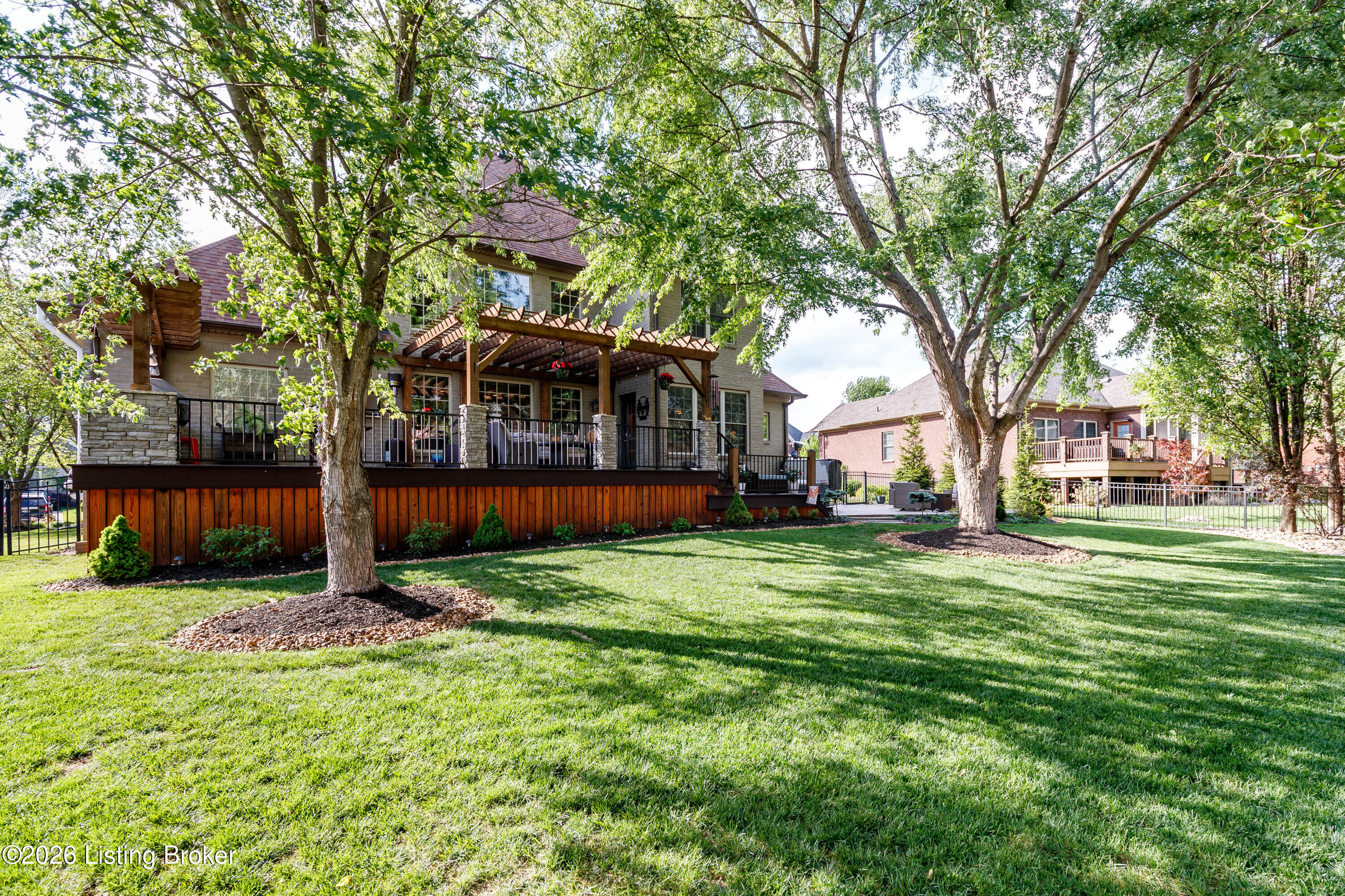 11117 Little Spring Blvd