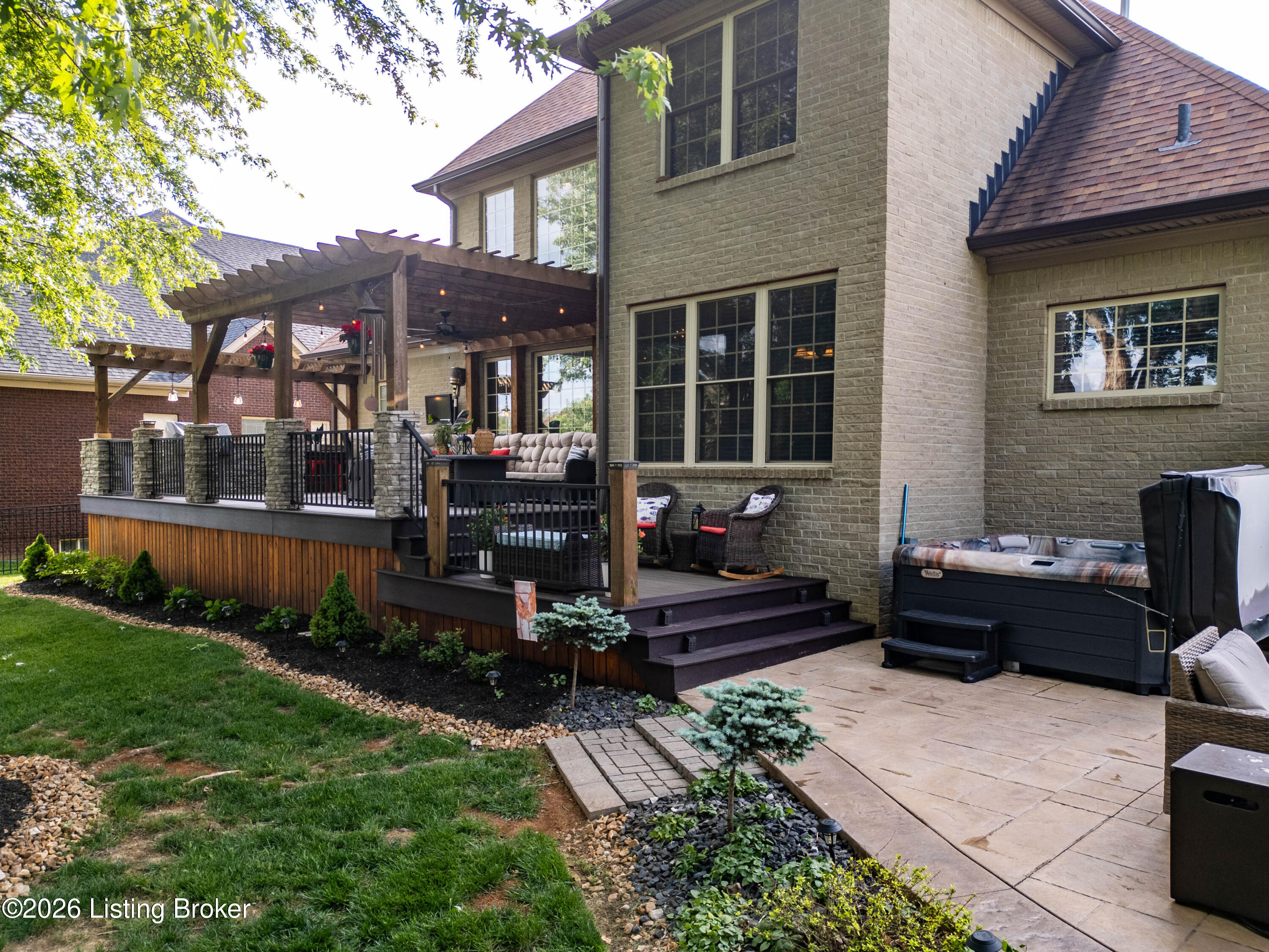 11117 Little Spring Blvd