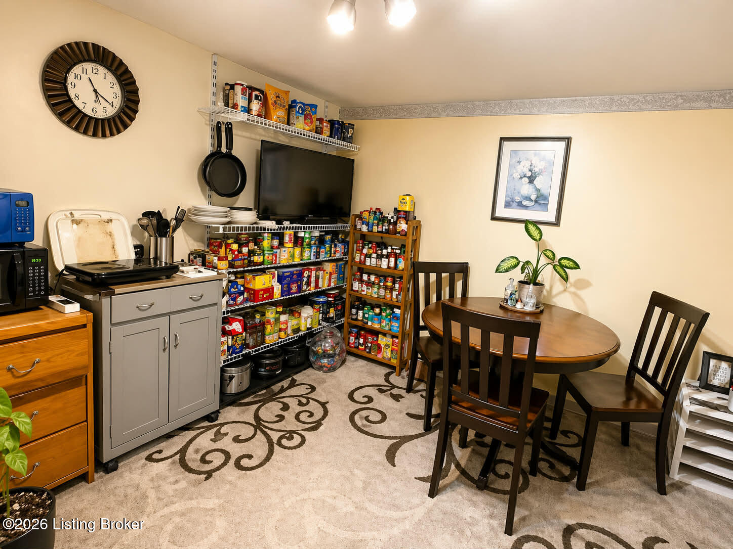 1013 Franelm Rd