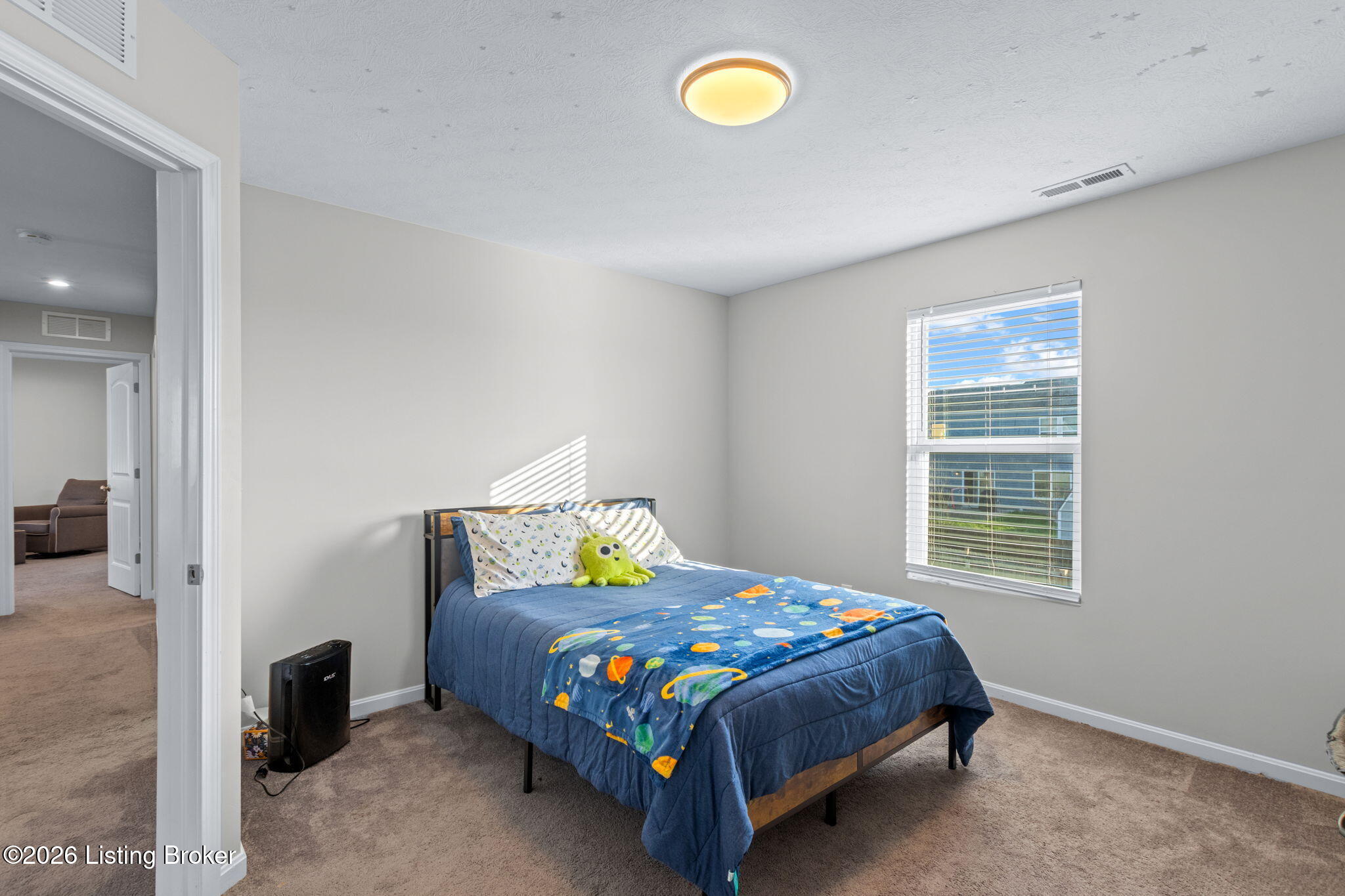1305 Bogard Ln