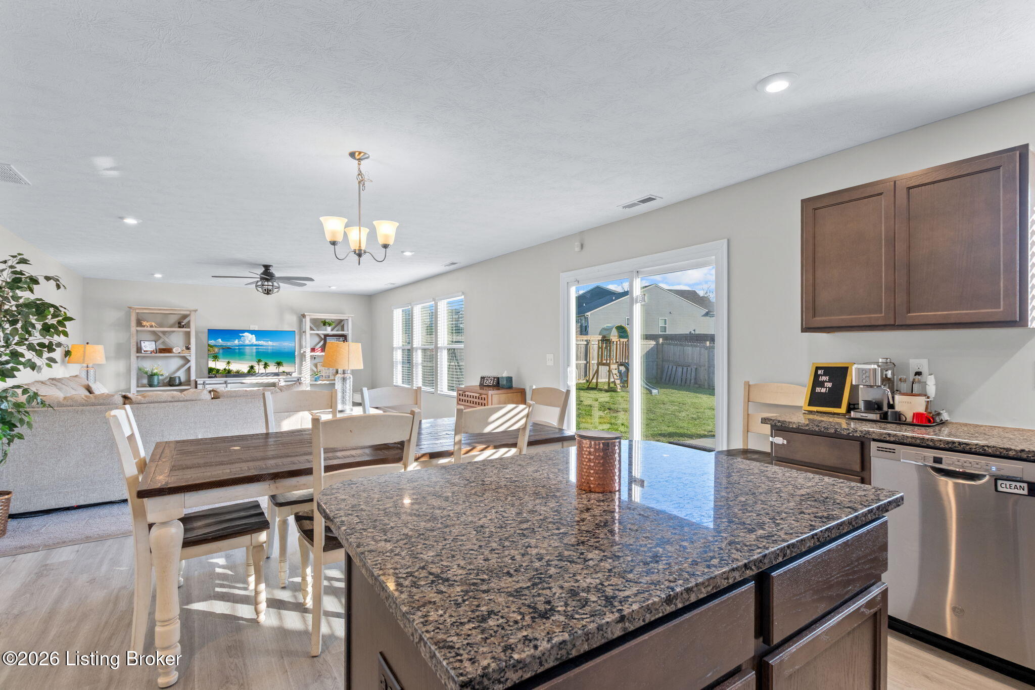1305 Bogard Ln