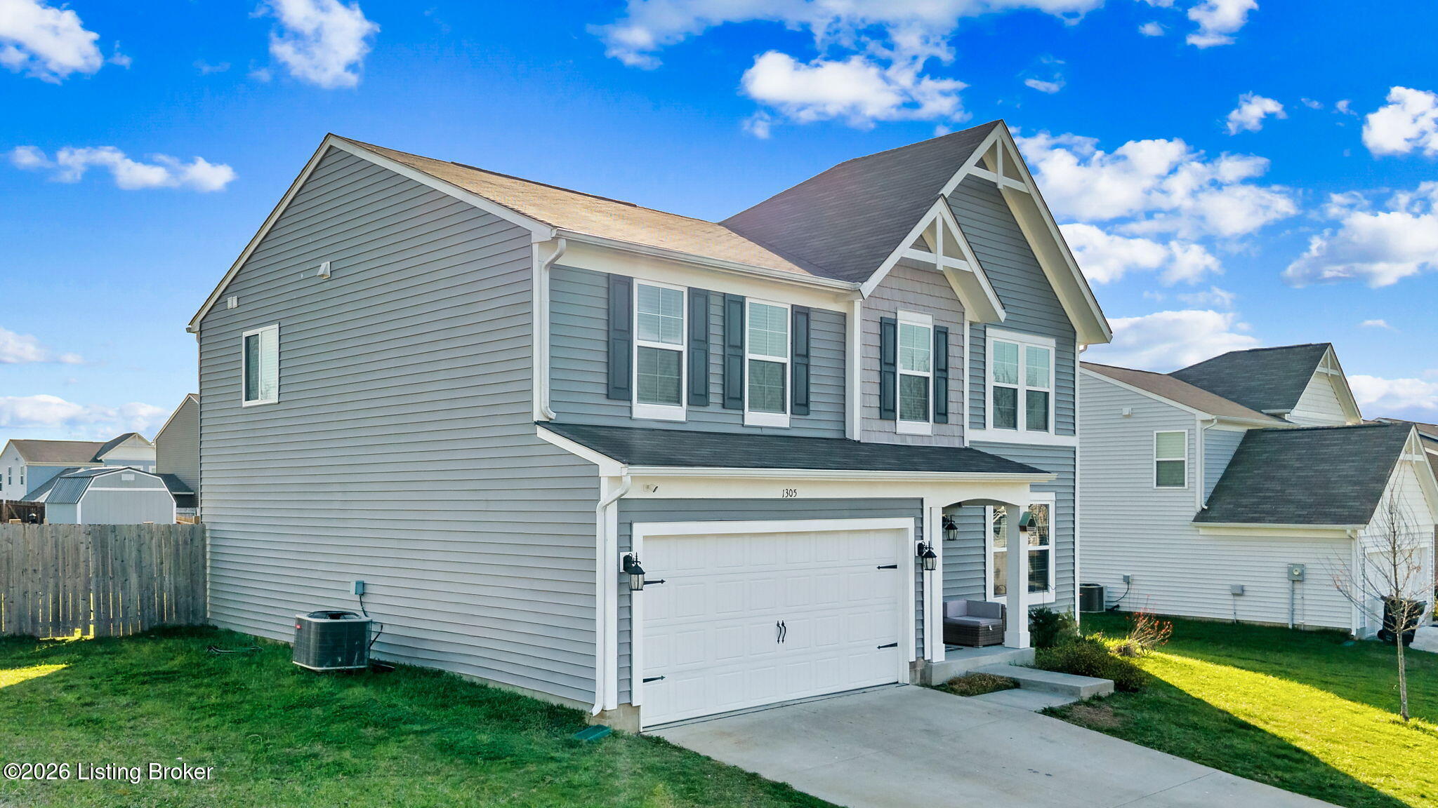 1305 Bogard Ln