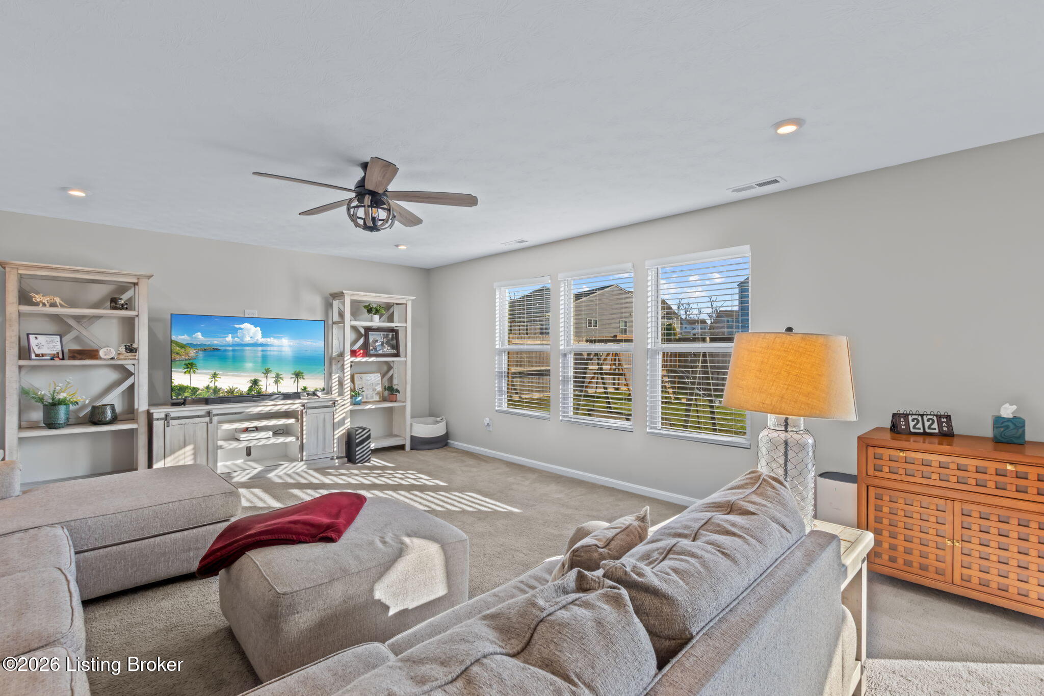 1305 Bogard Ln