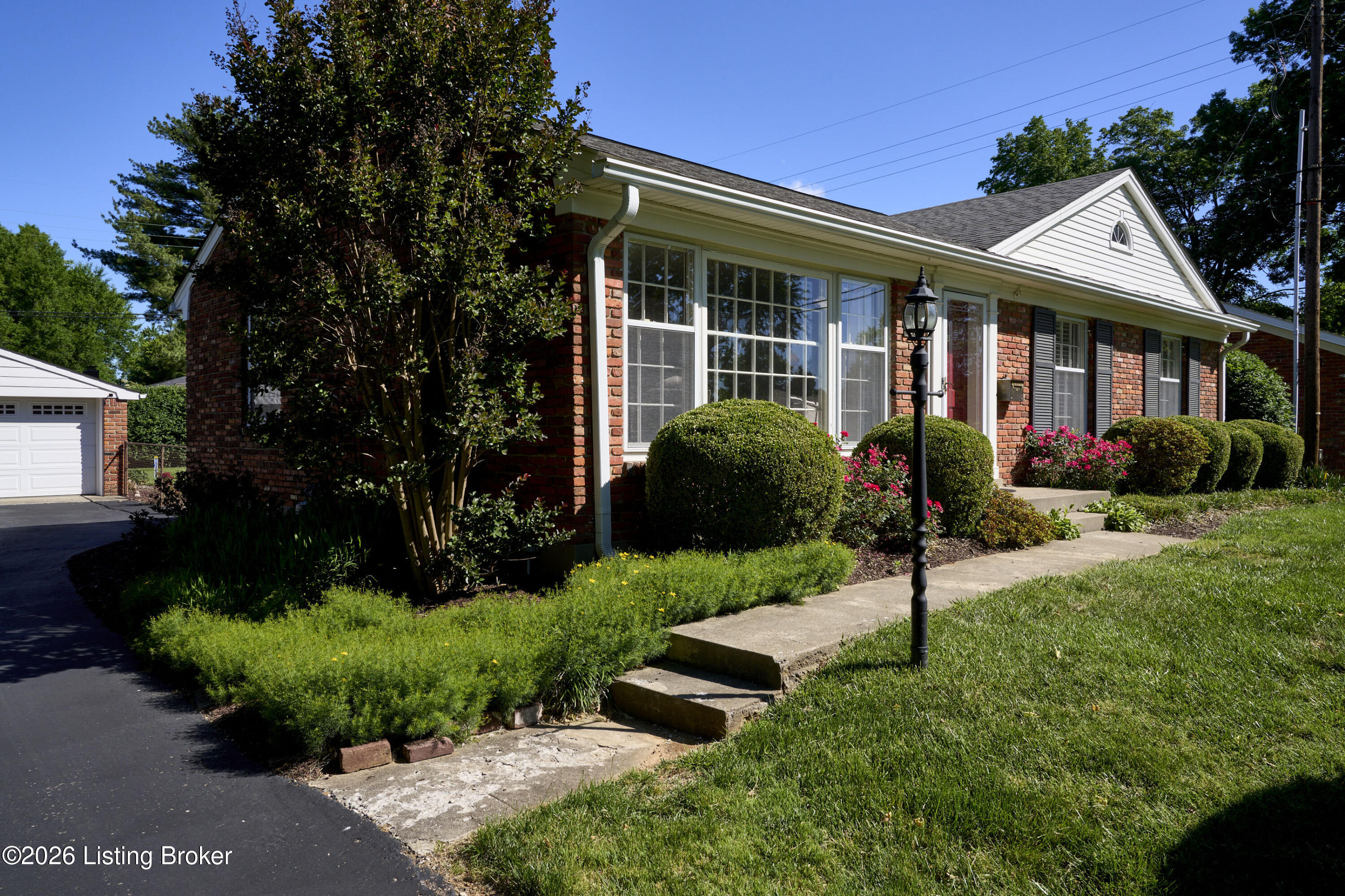 6909 Greenlawn Rd