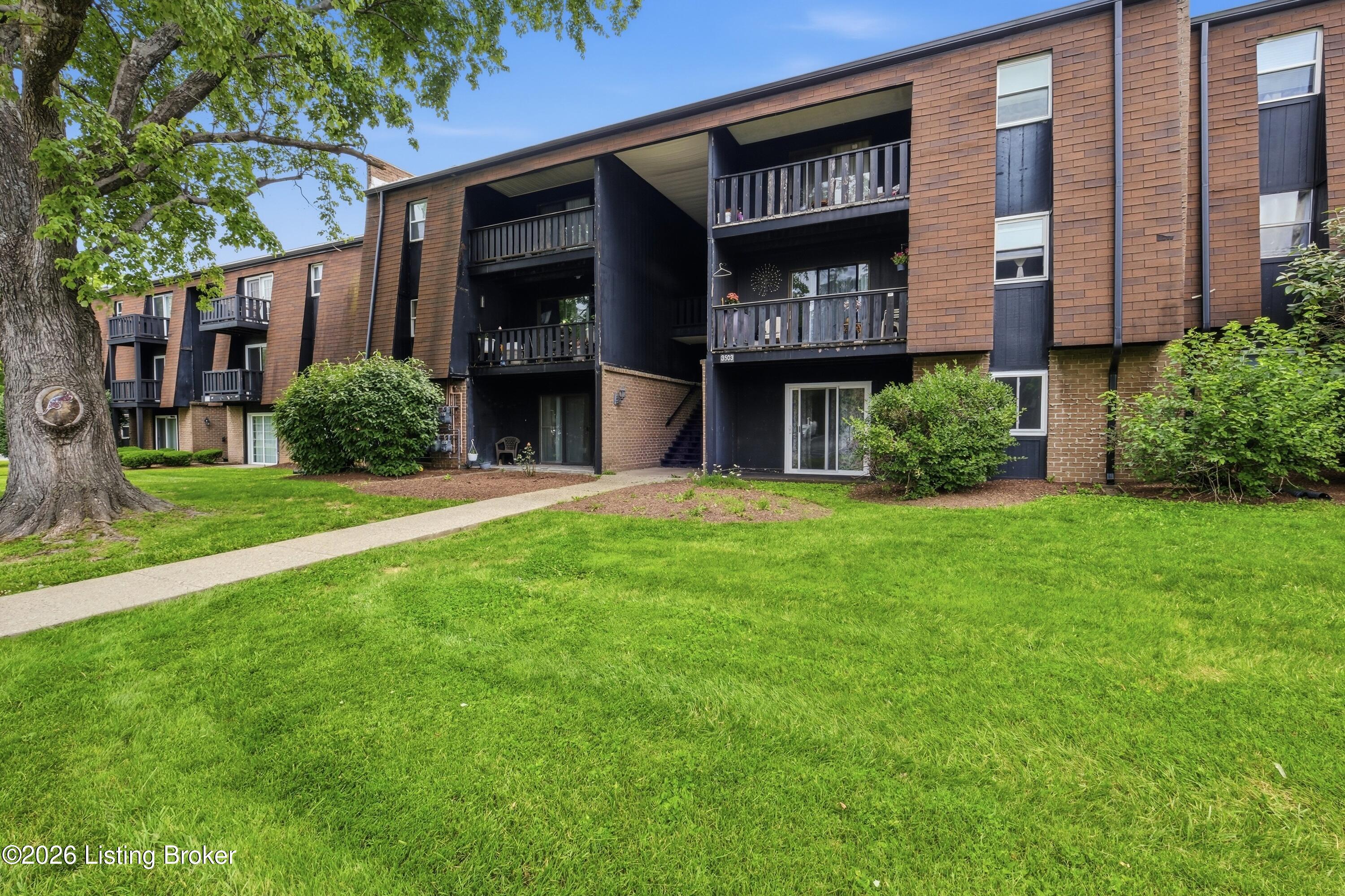 3503 Lodge Ln 306
