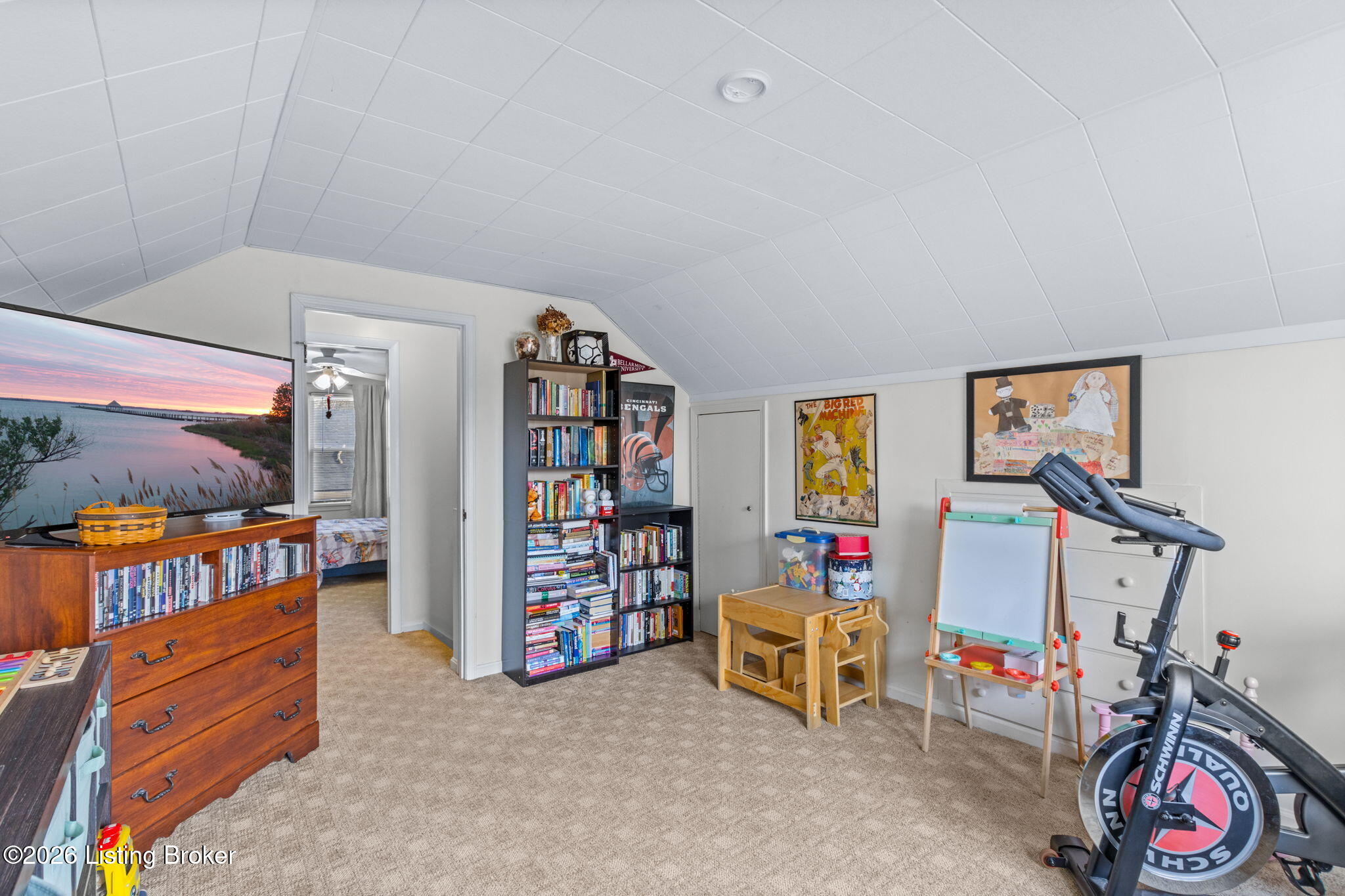 2507 Clearbrook Dr