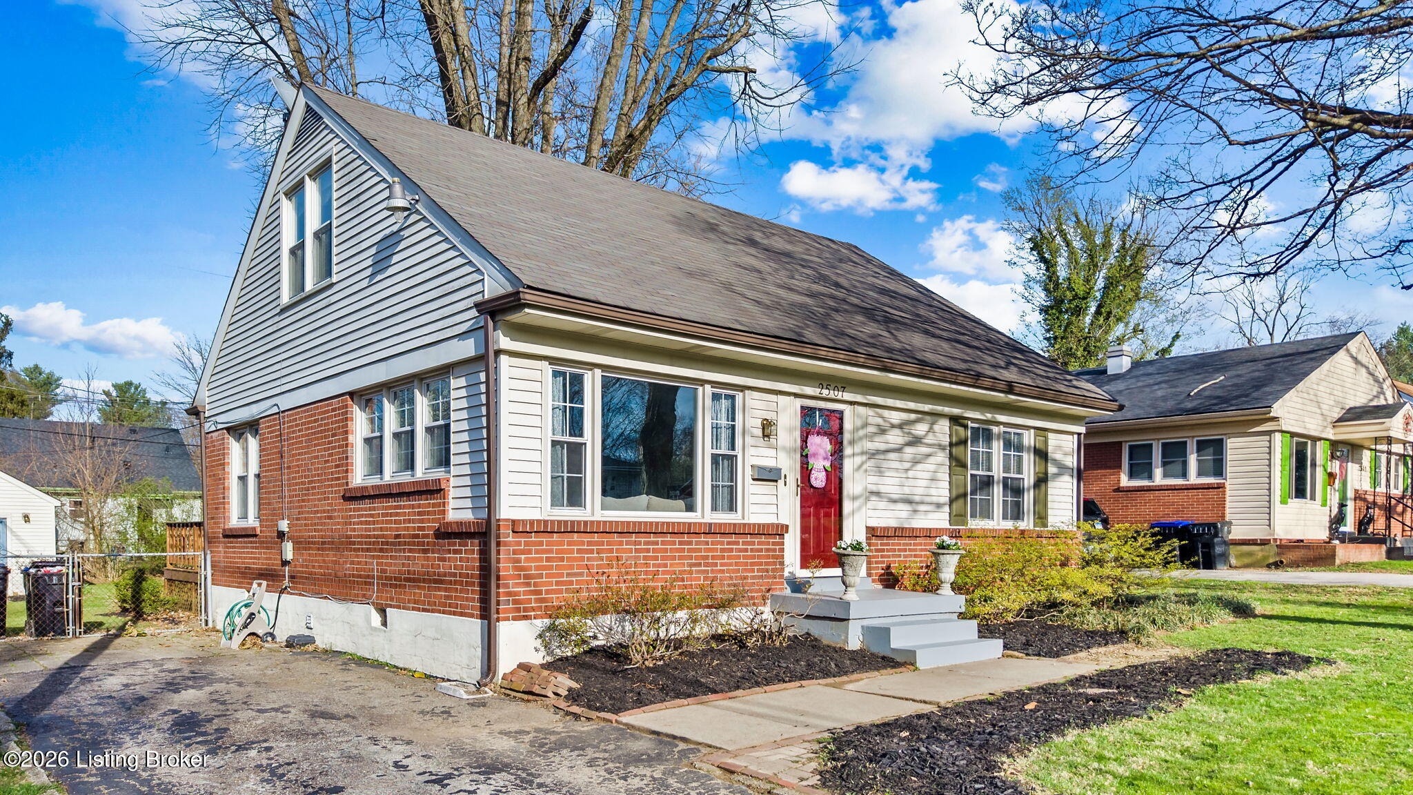 2507 Clearbrook Dr