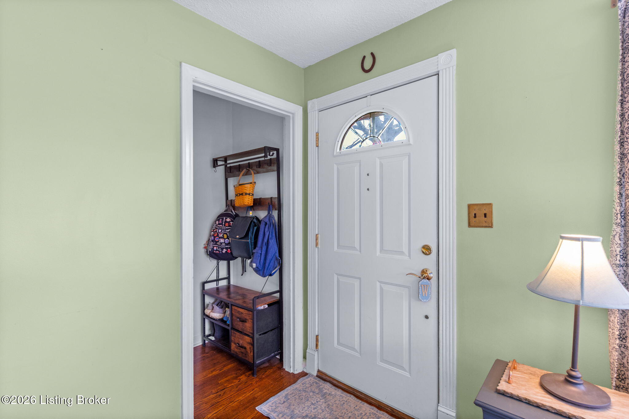2507 Clearbrook Dr