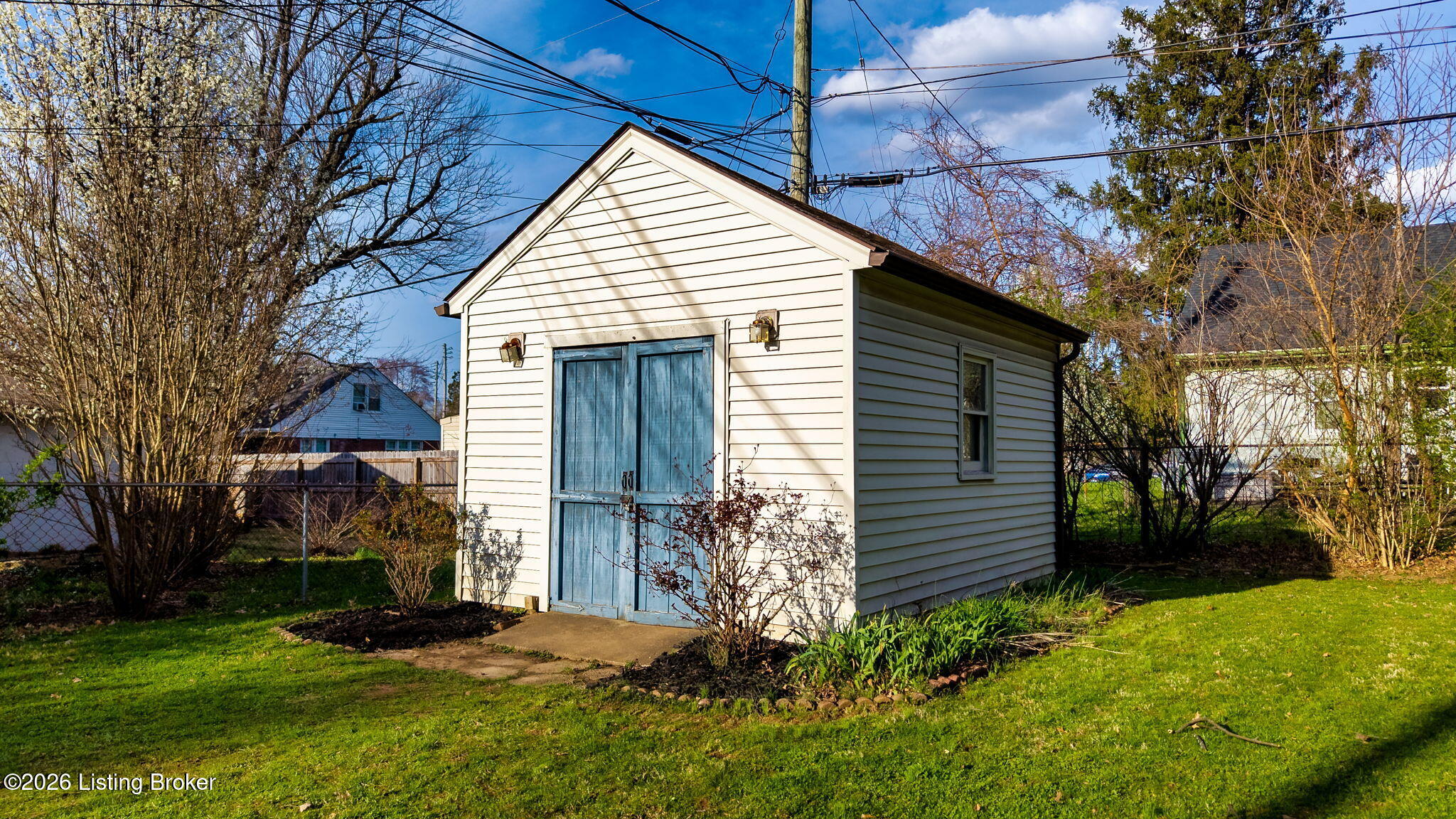 2507 Clearbrook Dr