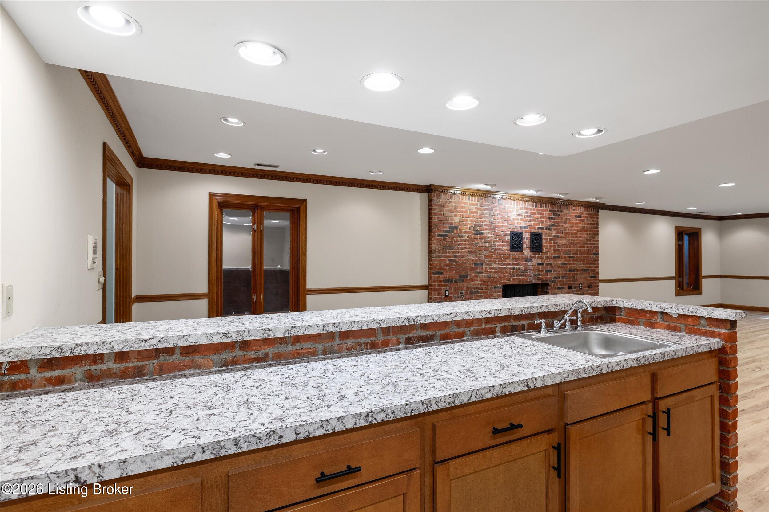 9214 Reigate Ct