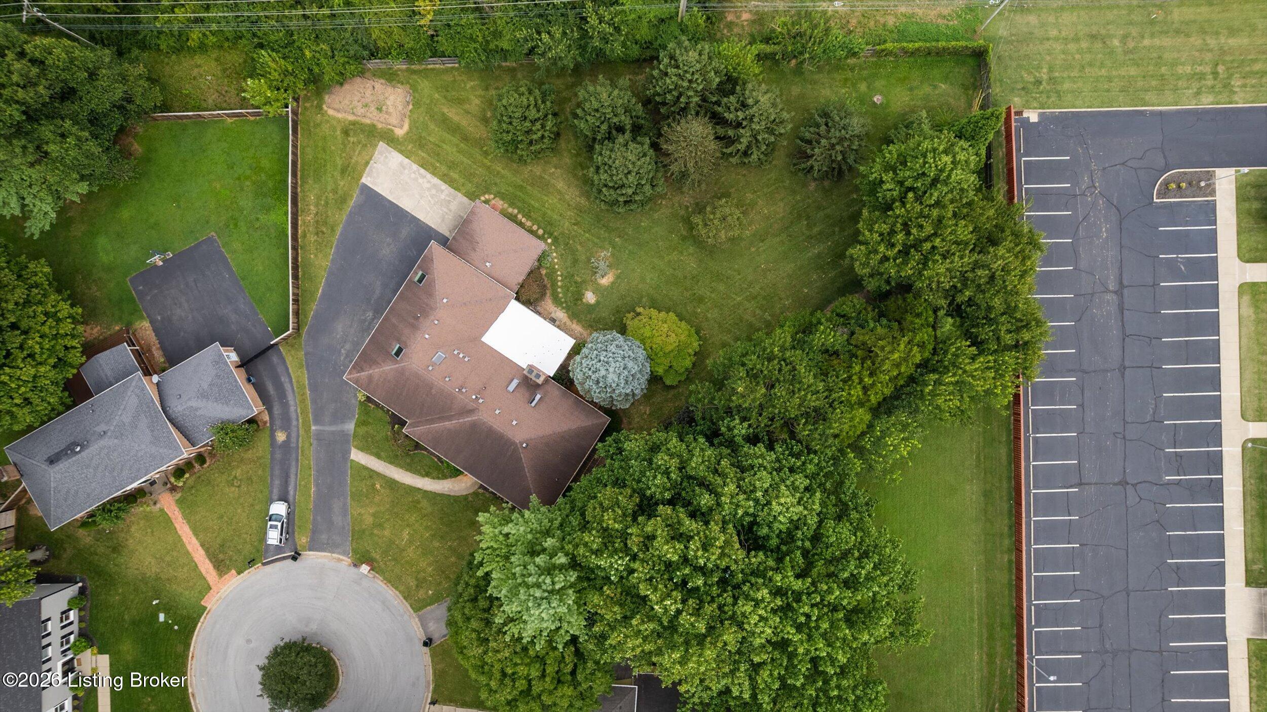 9214 Reigate Ct