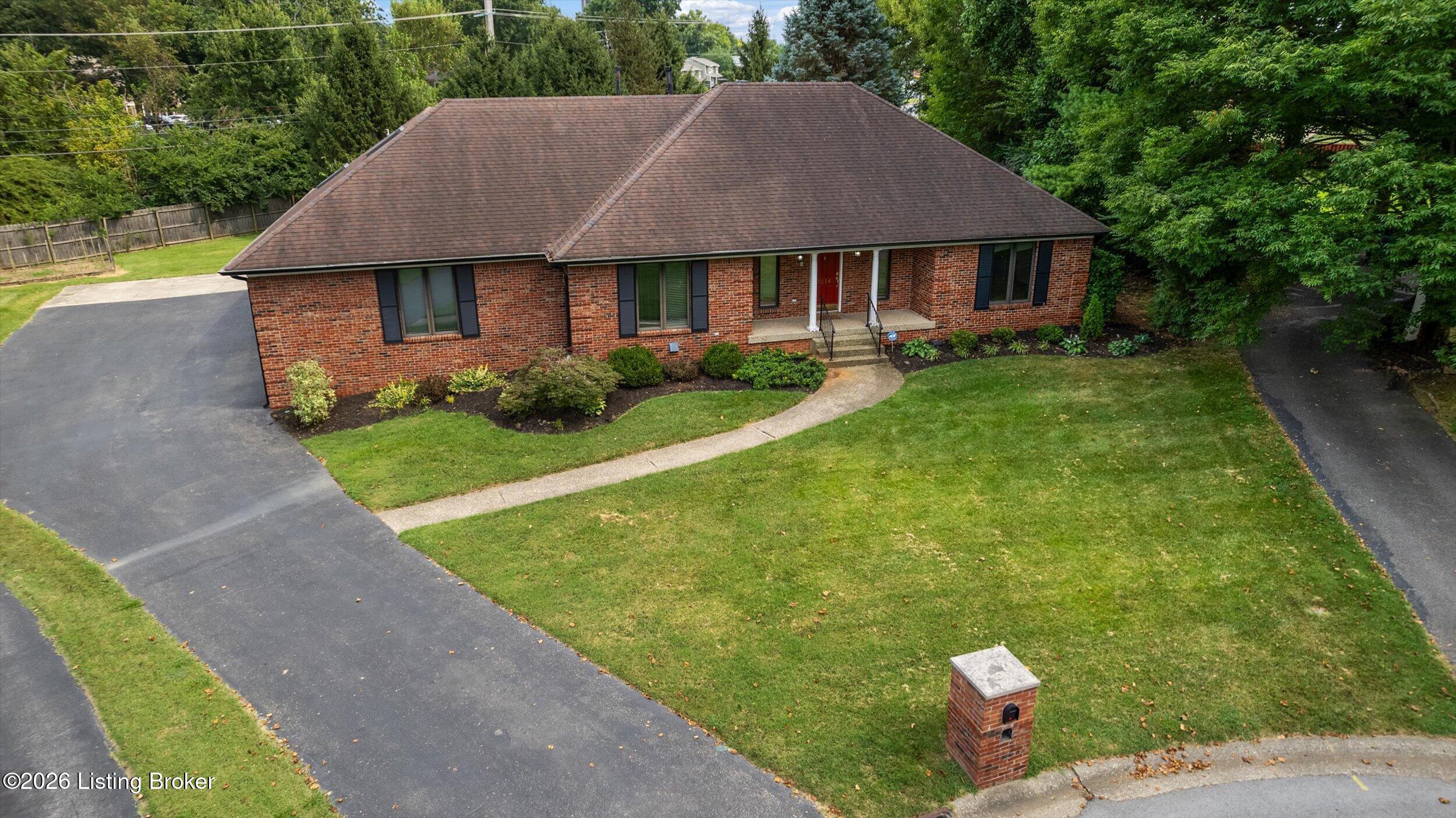 9214 Reigate Ct