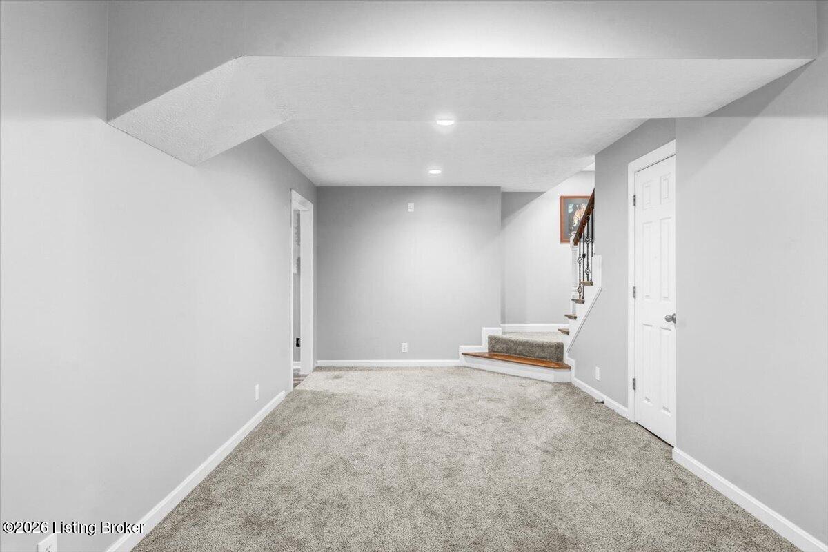 6702 Poplar Forest Ln