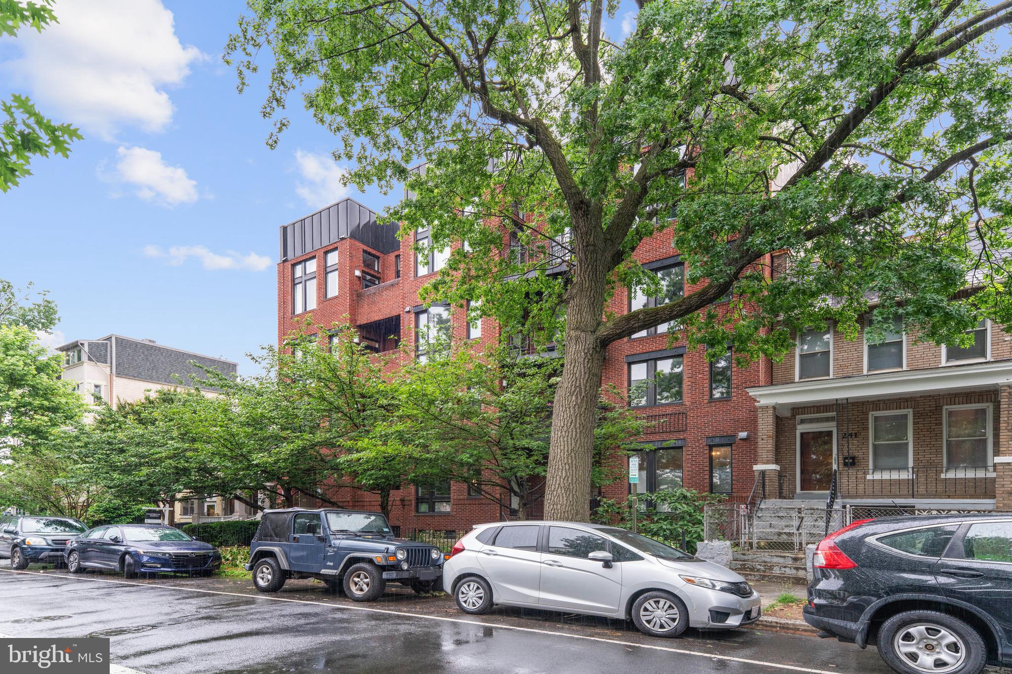 245 15TH STREET SE 204