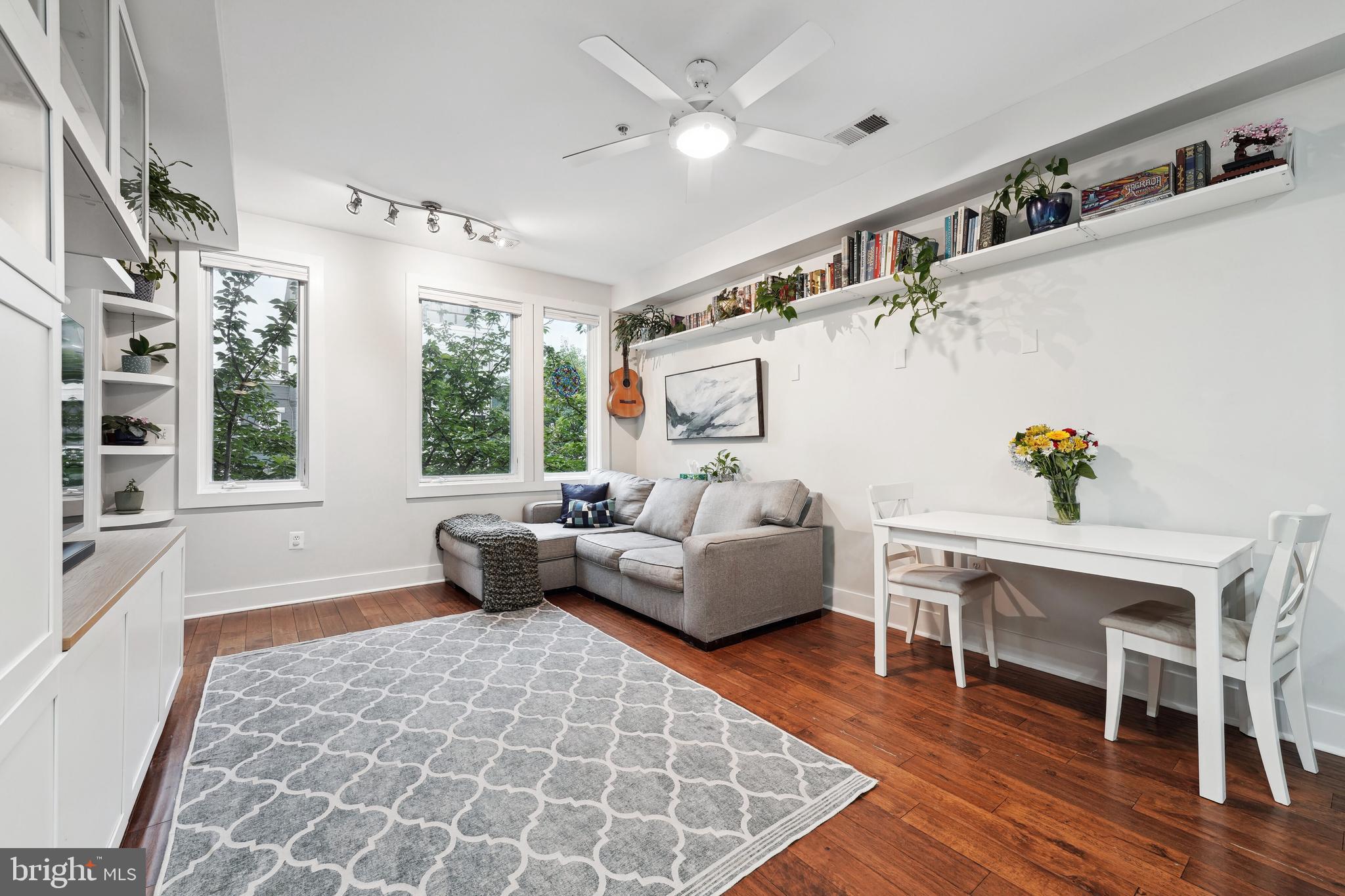 245 15TH STREET SE 204
