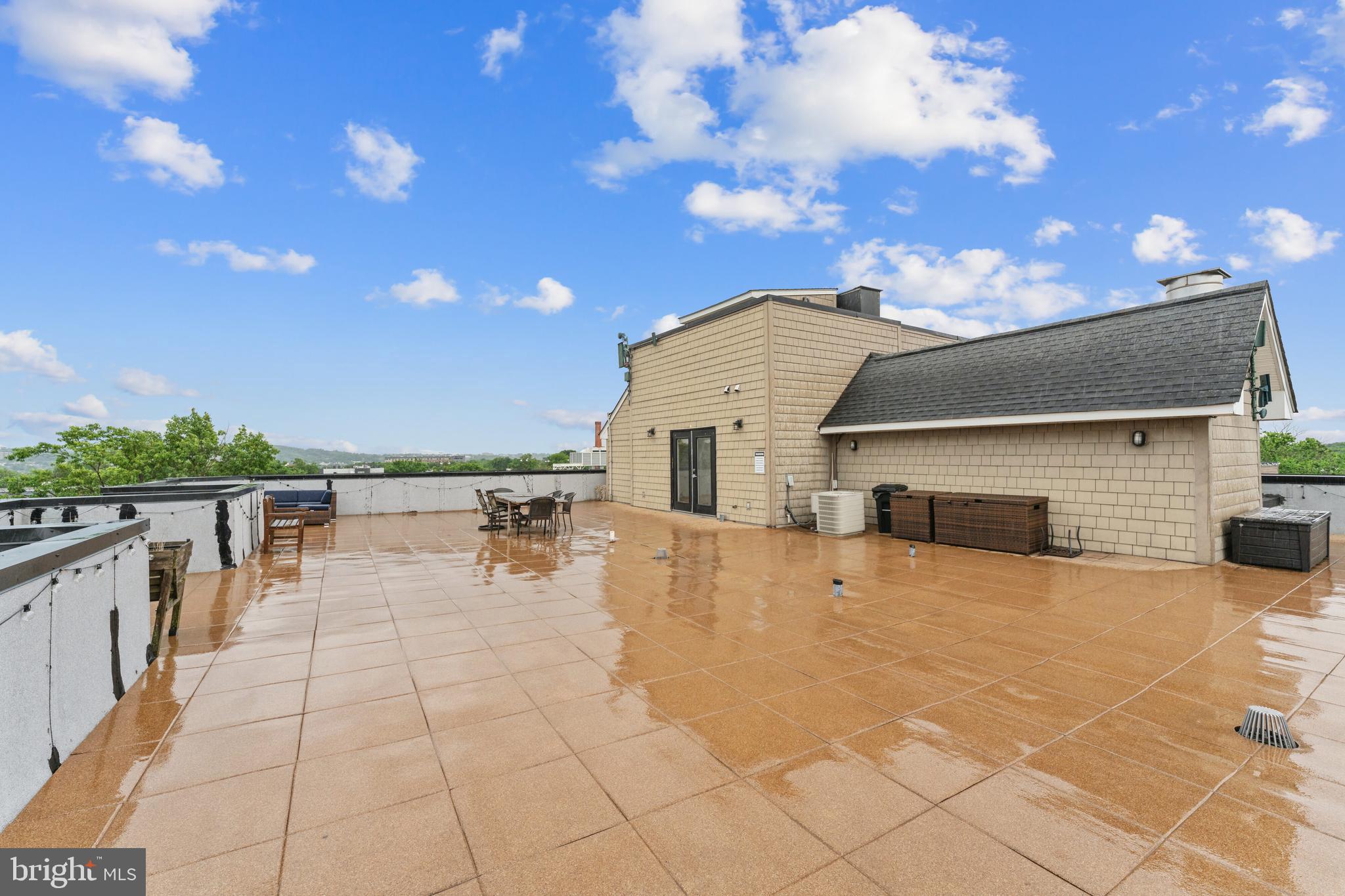 245 15TH STREET SE 204