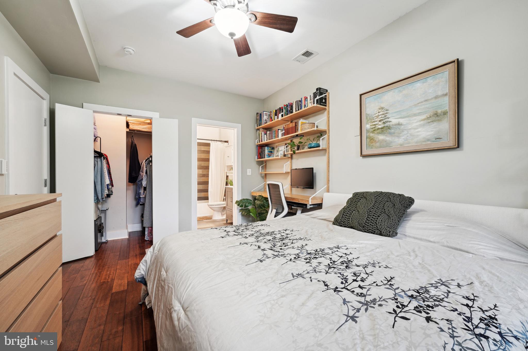 245 15TH STREET SE 204