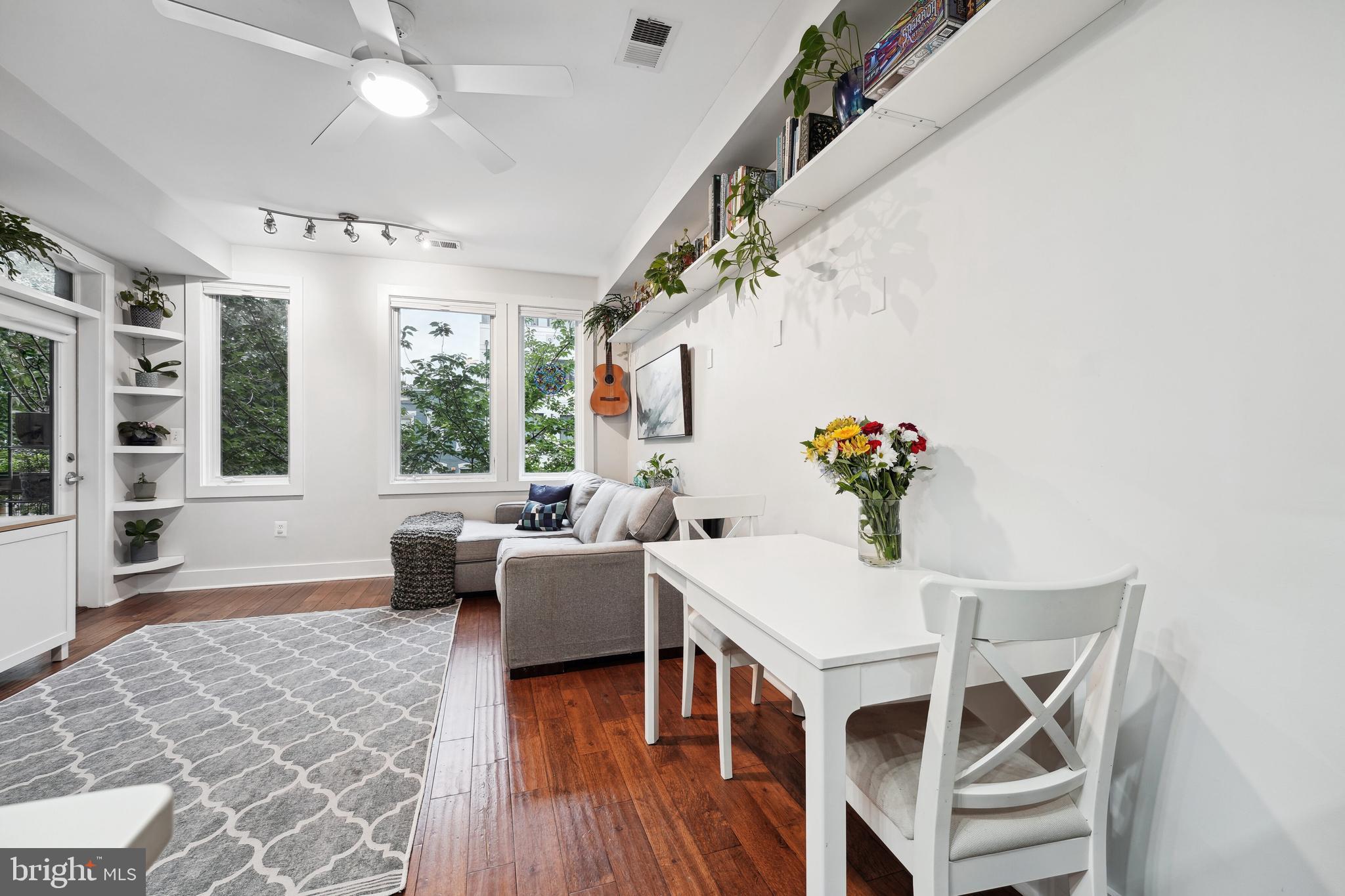 245 15TH STREET SE 204