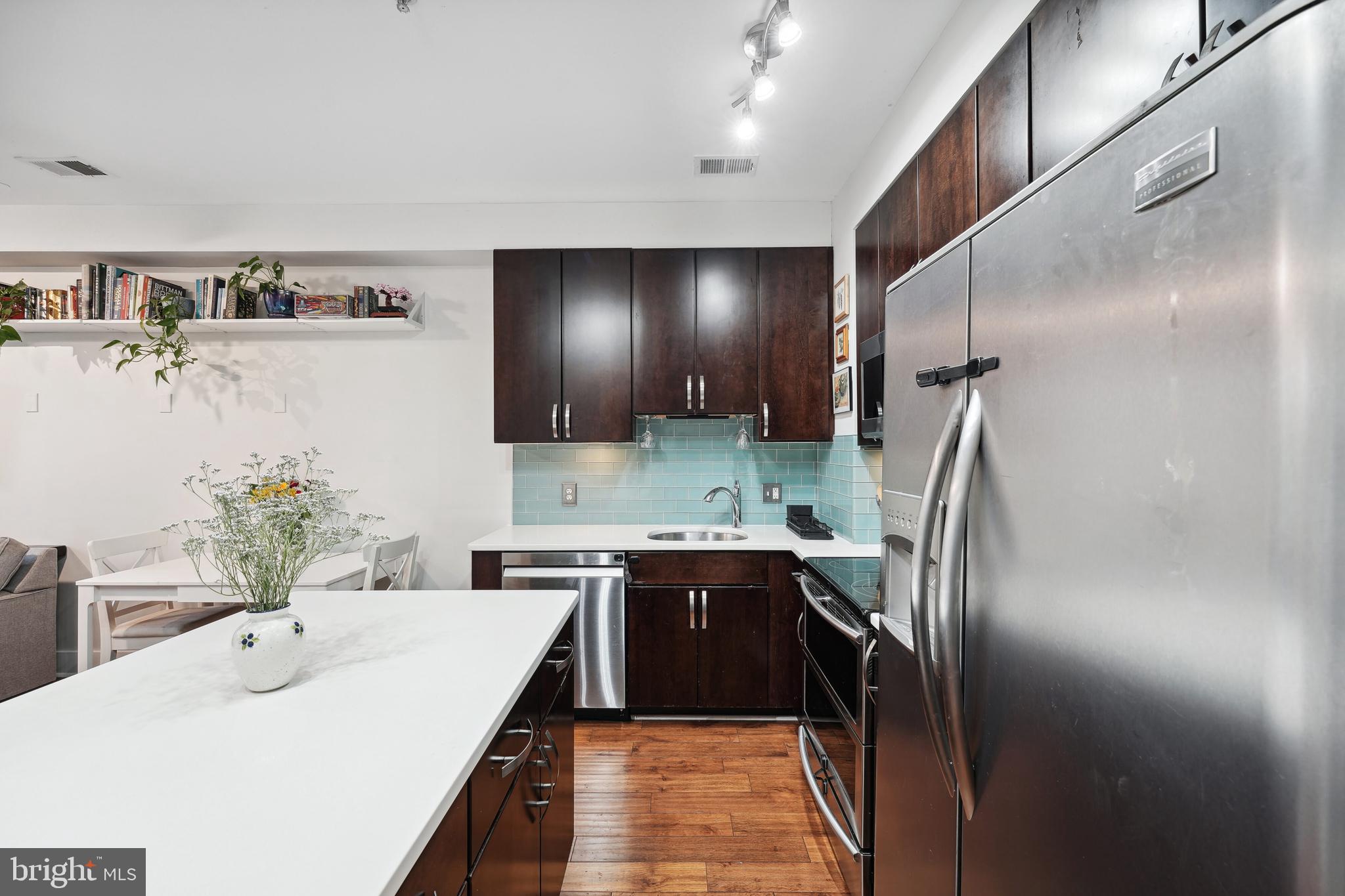 245 15TH STREET SE 204
