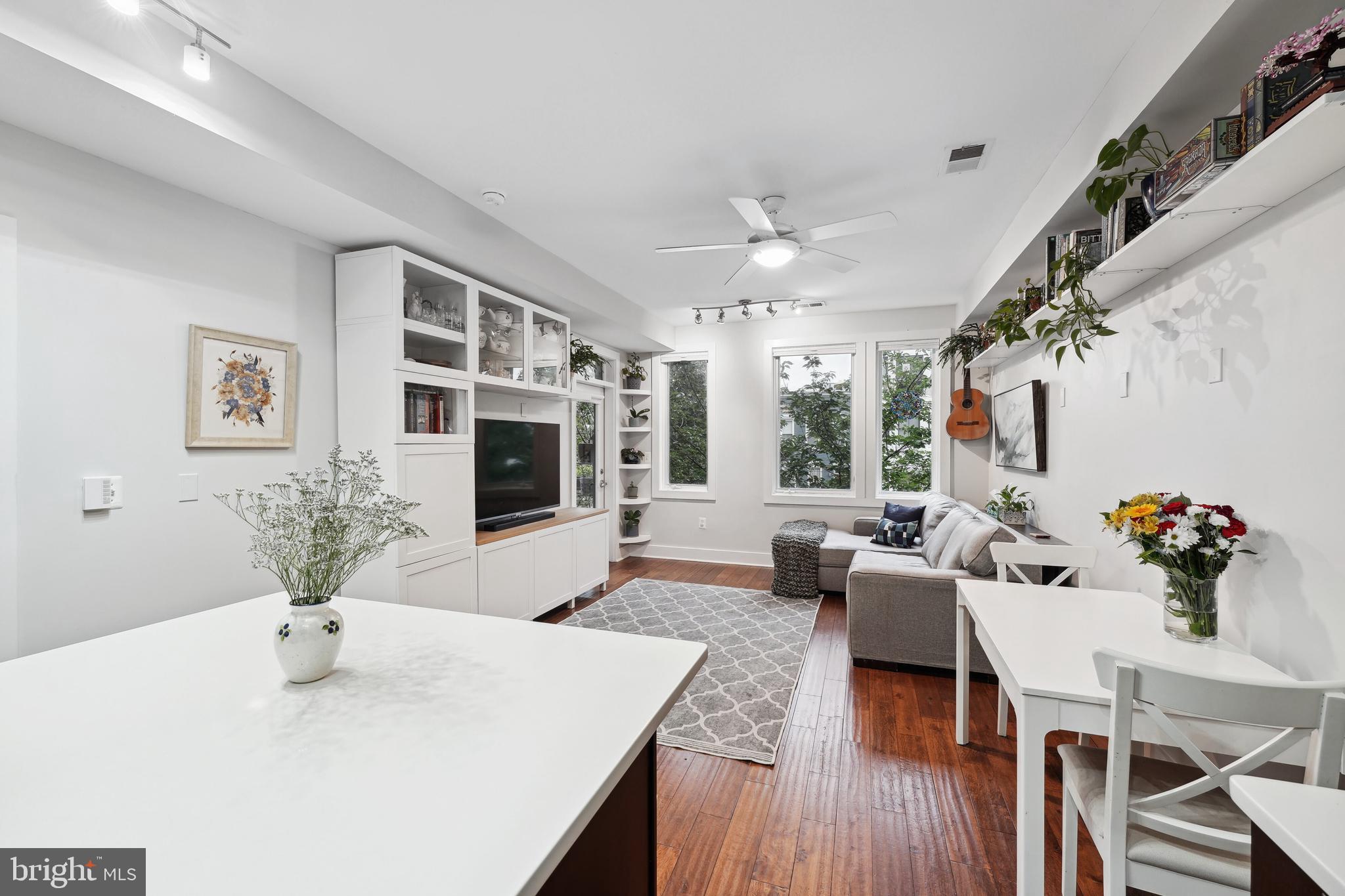 245 15TH STREET SE 204