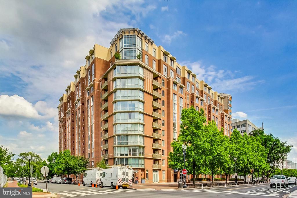 1000 NEW JERSEY AVENUE SE 824