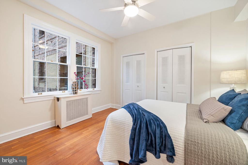 3041 SEDGWICK STREET NW 102D