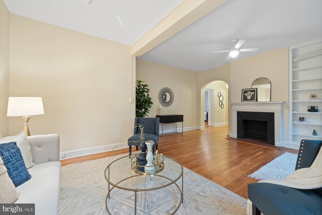 3041 SEDGWICK STREET NW 102D